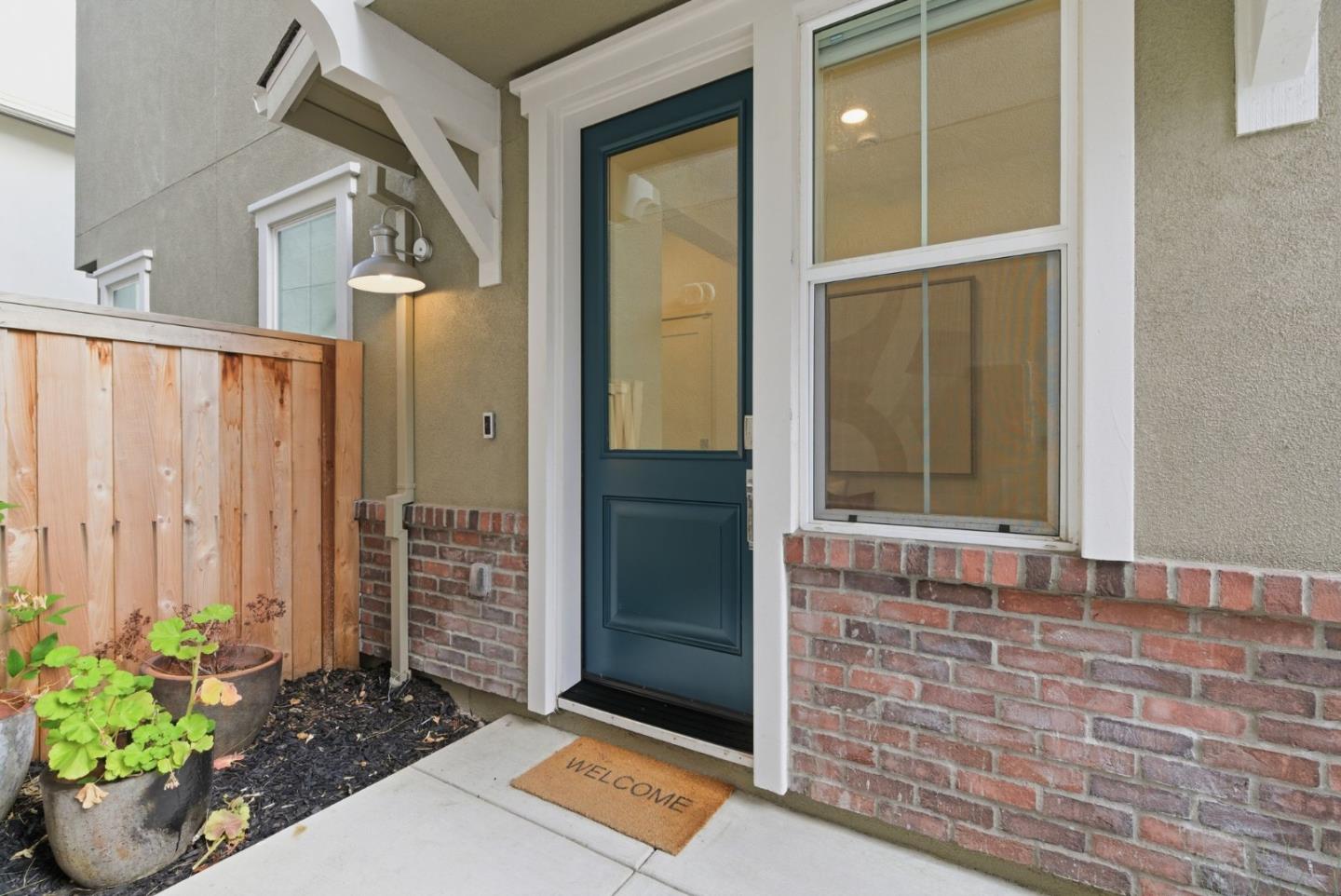 Detail Gallery Image 7 of 37 For 9065 Tallship Way, Newark,  CA 94560 - 4 Beds | 4 Baths