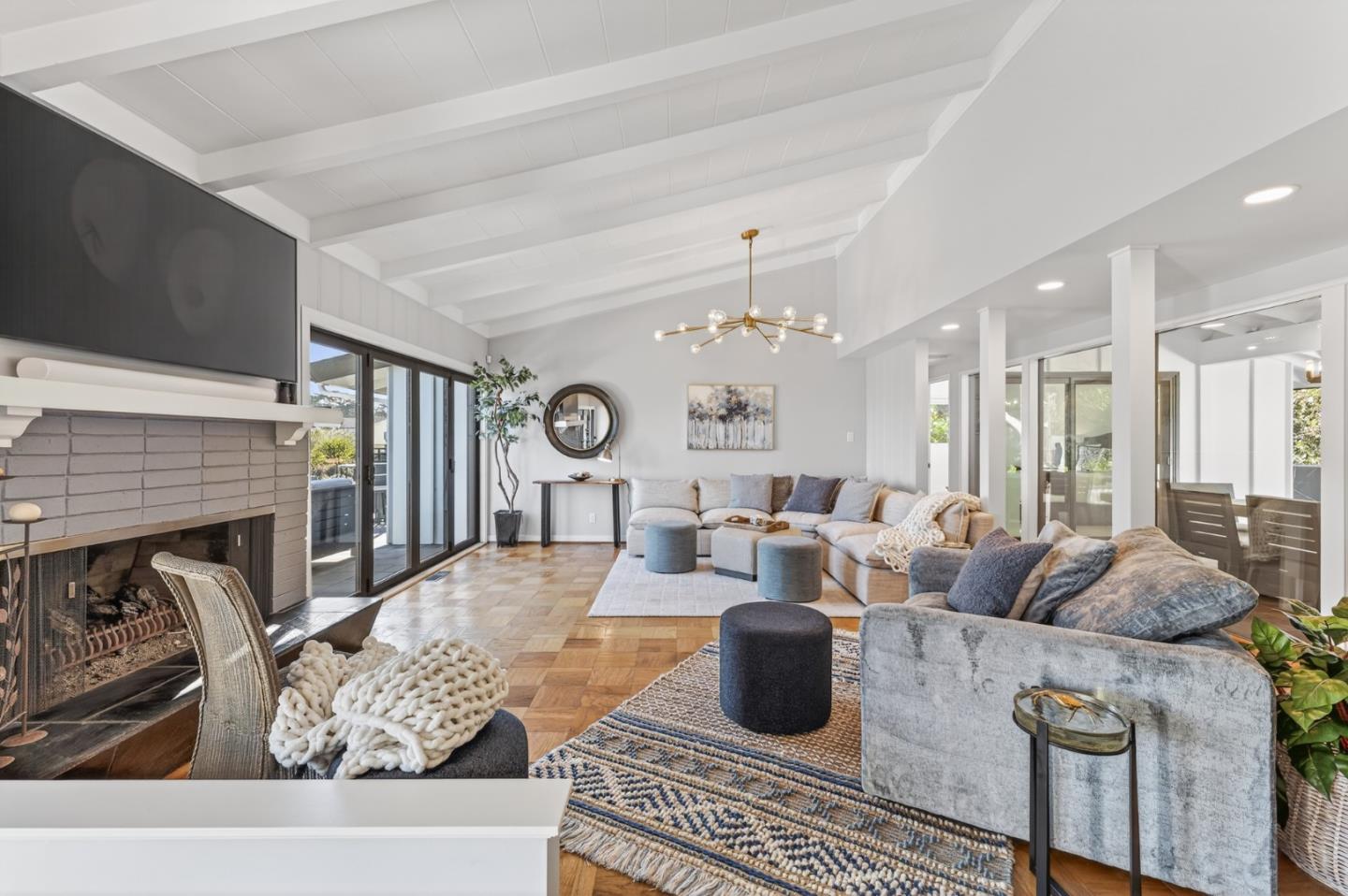 Detail Gallery Image 14 of 54 For 859 Balboa Ave, Pacific Grove,  CA 93950 - 3 Beds | 2 Baths