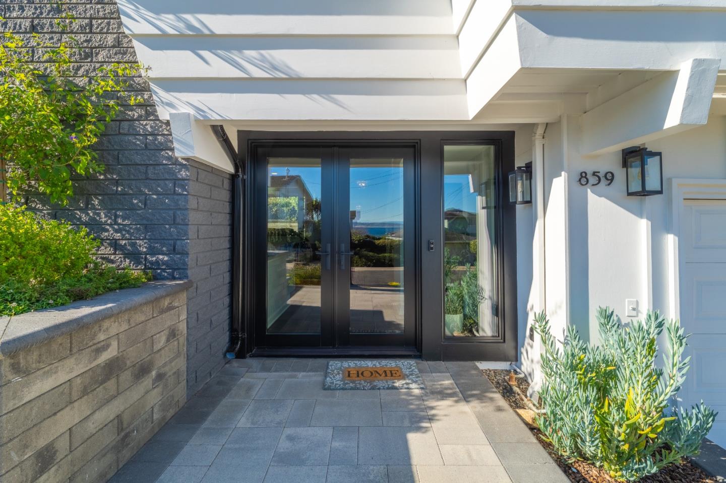 Detail Gallery Image 9 of 54 For 859 Balboa Ave, Pacific Grove,  CA 93950 - 3 Beds | 2 Baths