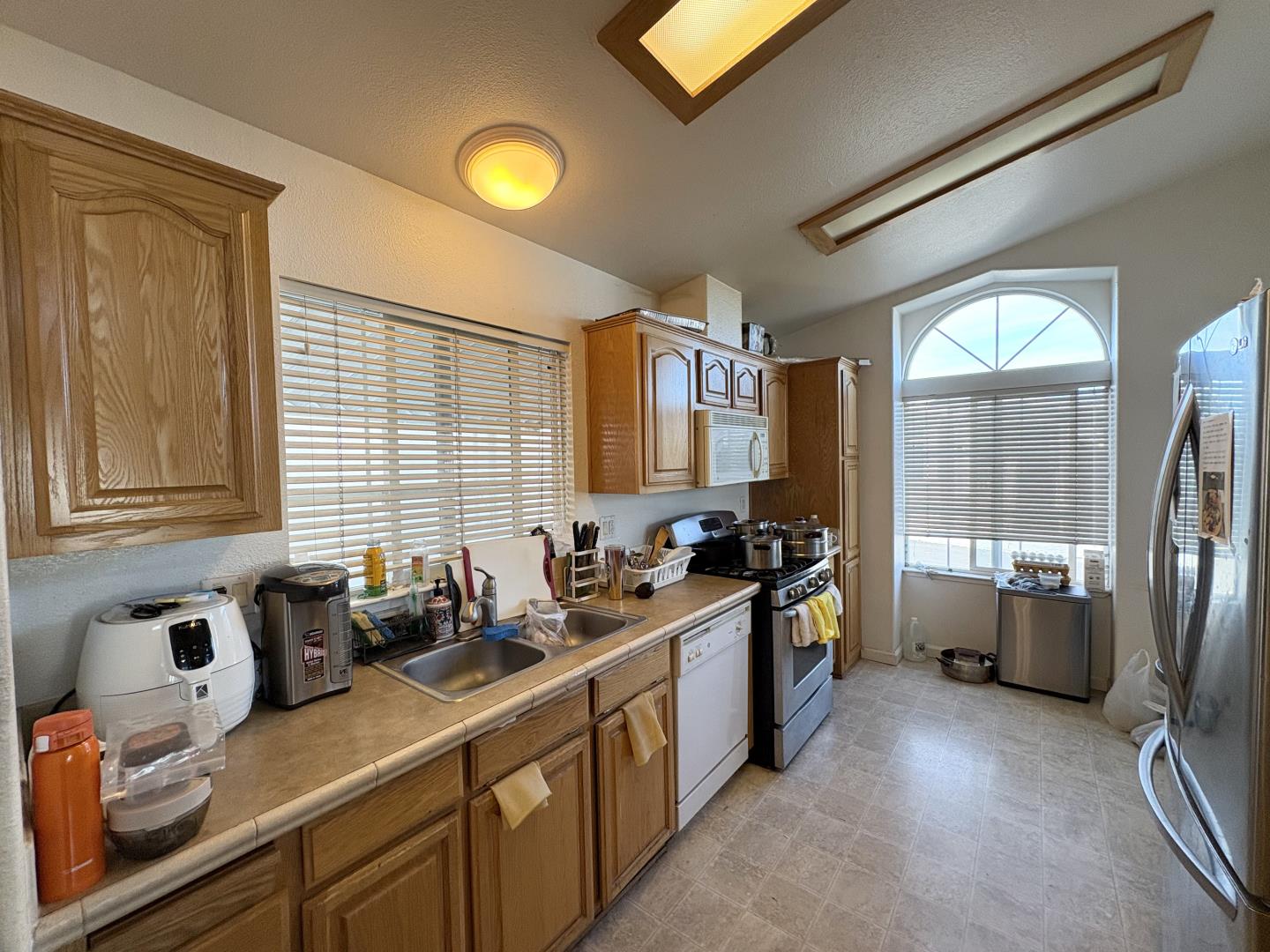 Detail Gallery Image 6 of 17 For 60 Wilson Way #43,  Milpitas,  CA 95035 - 2 Beds | 2 Baths