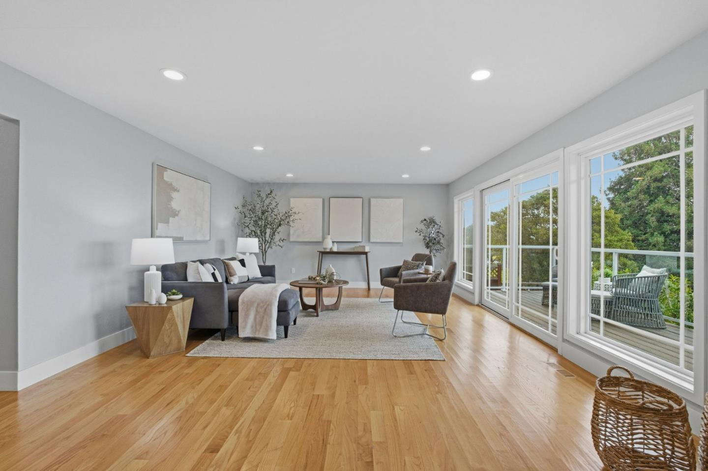 Detail Gallery Image 10 of 59 For 2109 Cipriani Blvd, Belmont,  CA 94002 - 4 Beds | 3/1 Baths