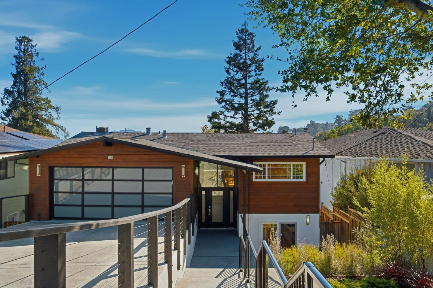 Detail Gallery Image 2 of 59 For 2109 Cipriani Blvd, Belmont,  CA 94002 - 4 Beds | 3/1 Baths