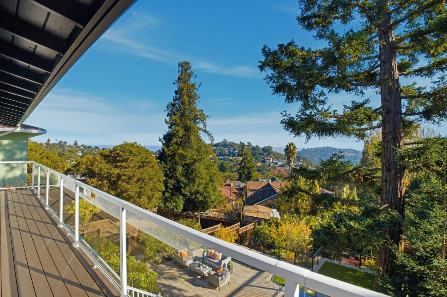 Detail Gallery Image 52 of 59 For 2109 Cipriani Blvd, Belmont,  CA 94002 - 4 Beds | 3/1 Baths