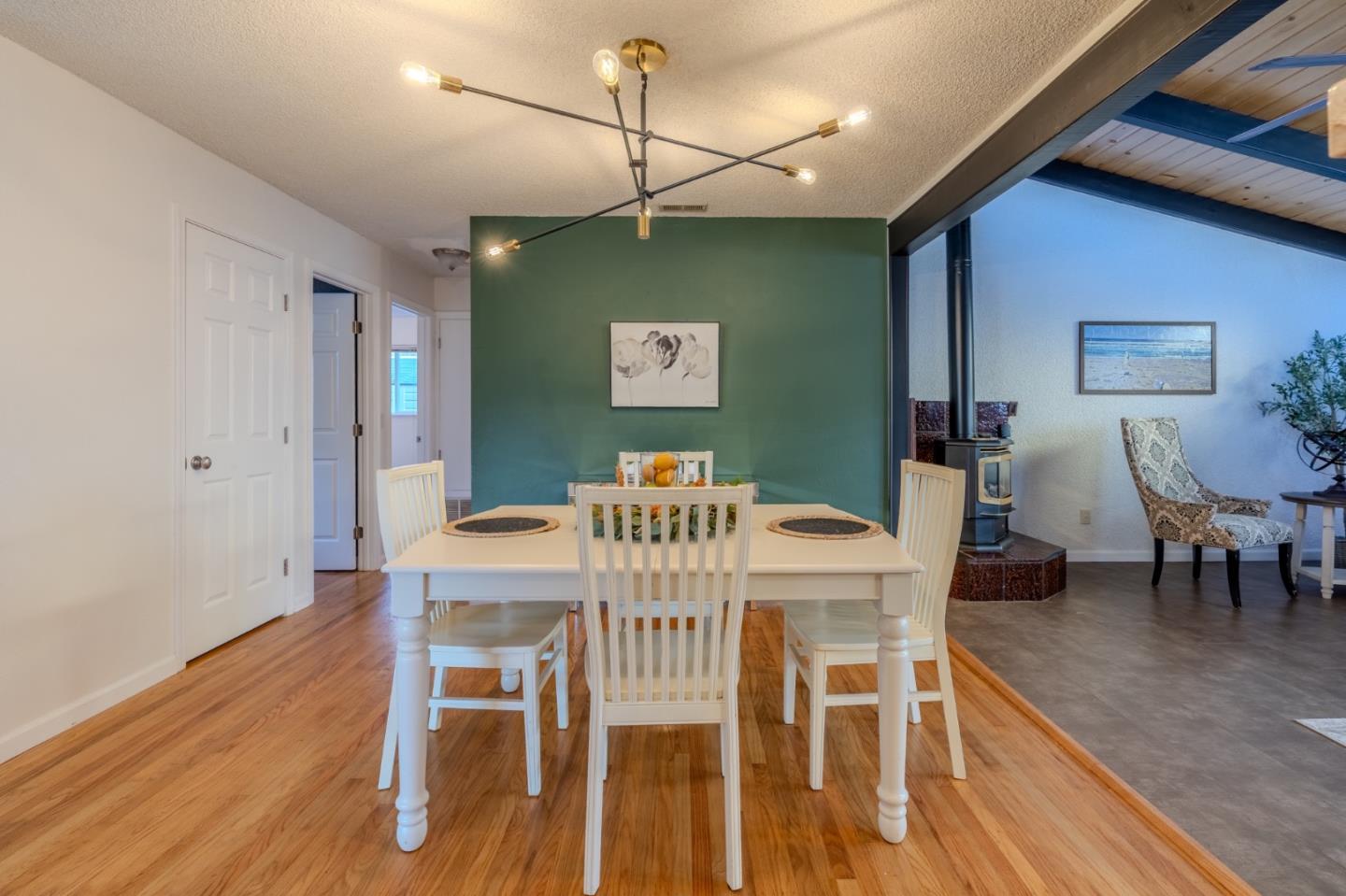 Detail Gallery Image 11 of 31 For 711 Lundy Way, Pacifica,  CA 94044 - 3 Beds | 2 Baths