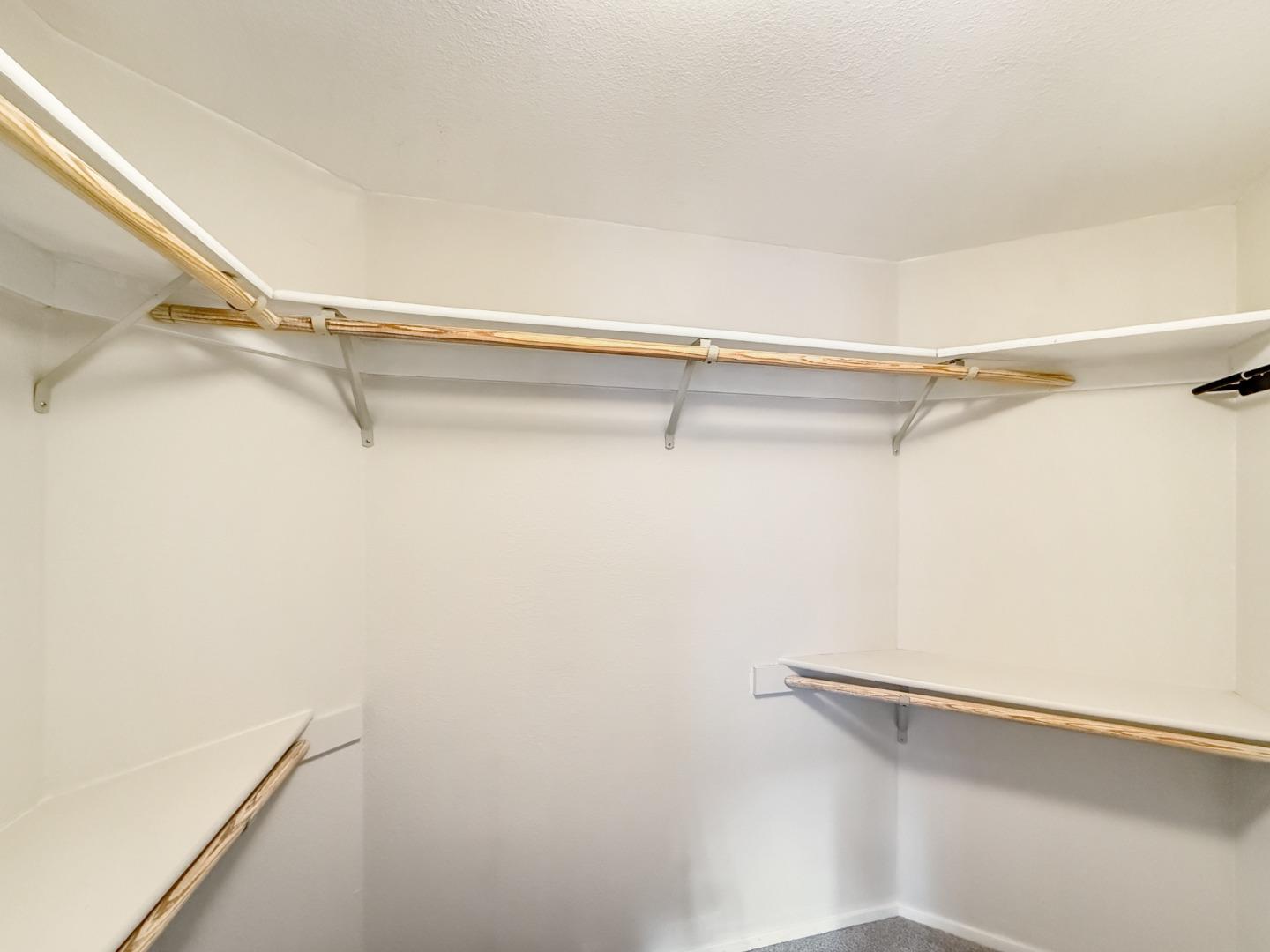 Detail Gallery Image 11 of 25 For 21239 Gary Dr #110,  Castro Valley,  CA 94546 - 2 Beds | 2 Baths