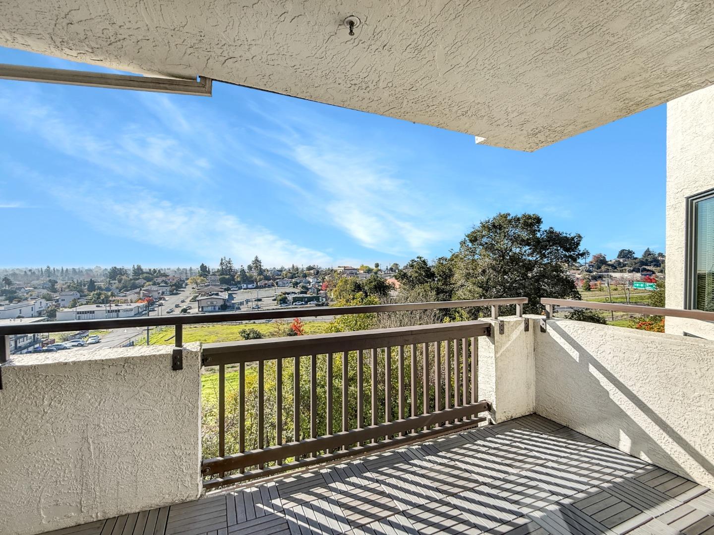 Detail Gallery Image 14 of 25 For 21239 Gary Dr #110,  Castro Valley,  CA 94546 - 2 Beds | 2 Baths