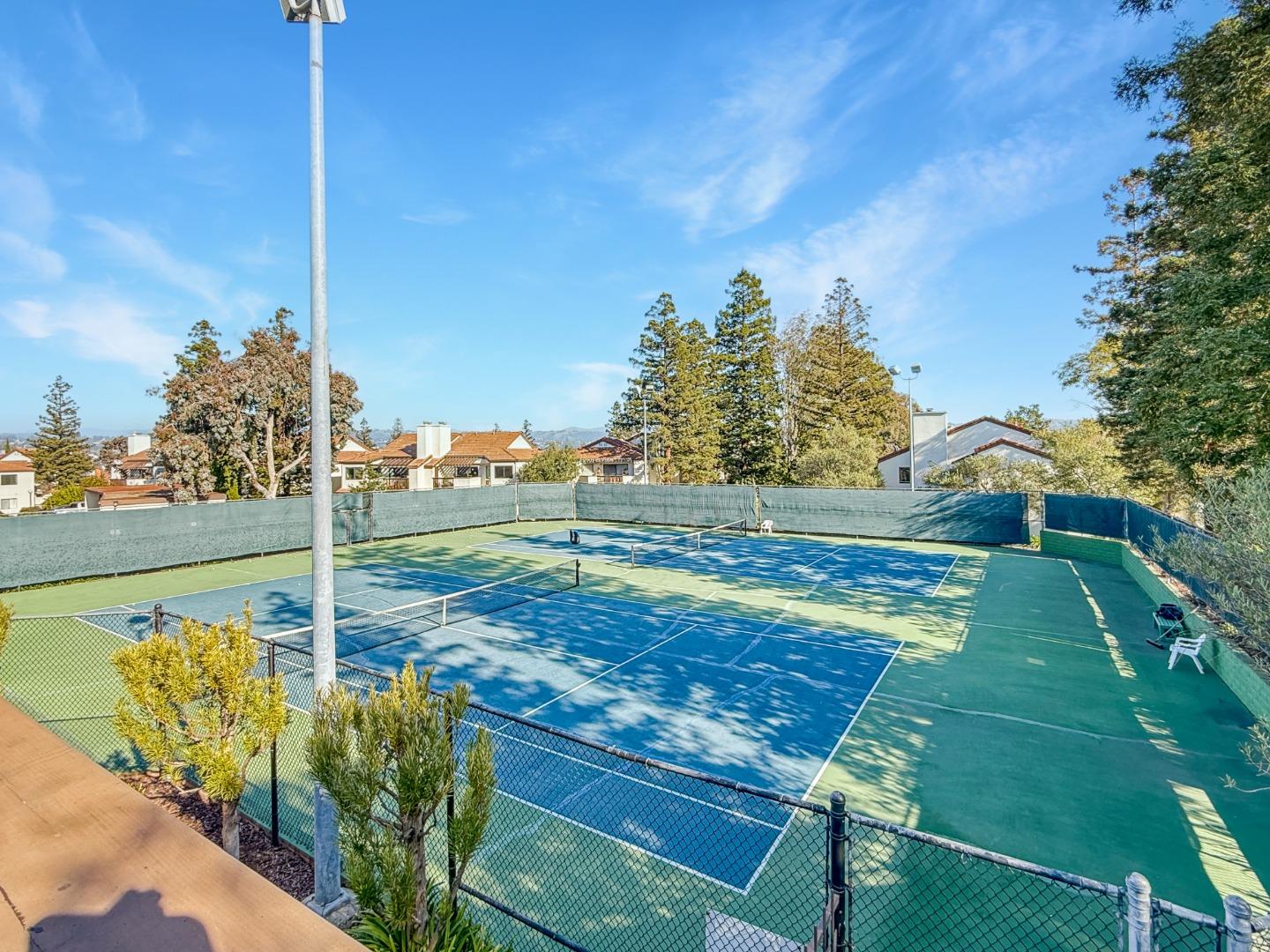 Detail Gallery Image 23 of 25 For 21239 Gary Dr #110,  Castro Valley,  CA 94546 - 2 Beds | 2 Baths