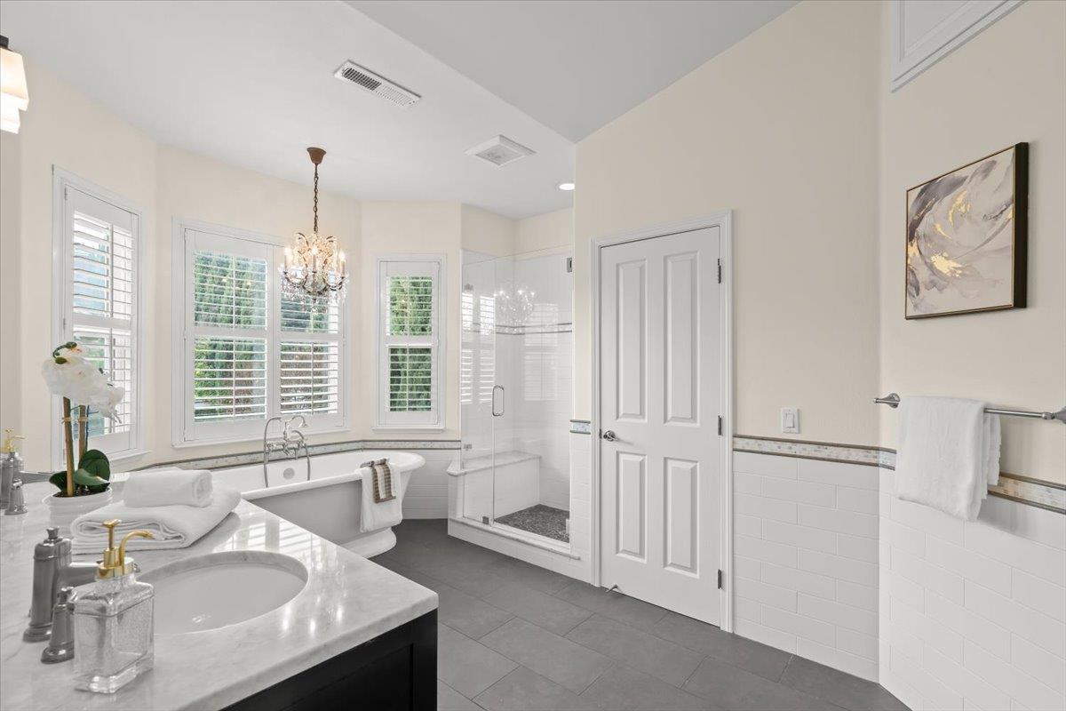 Detail Gallery Image 17 of 27 For 1436 Sandringham Way, San Jose,  CA 95126 - 4 Beds | 3 Baths