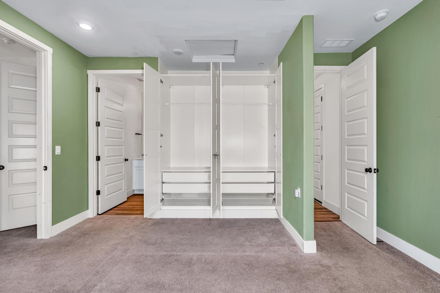 Detail Gallery Image 21 of 39 For 396 Broadstone Ct, Los Banos,  CA 93635 - 4 Beds | 2 Baths