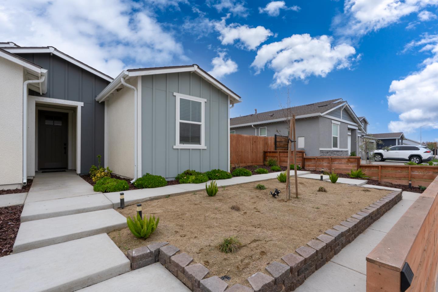 Detail Gallery Image 7 of 39 For 396 Broadstone Ct, Los Banos,  CA 93635 - 4 Beds | 2 Baths