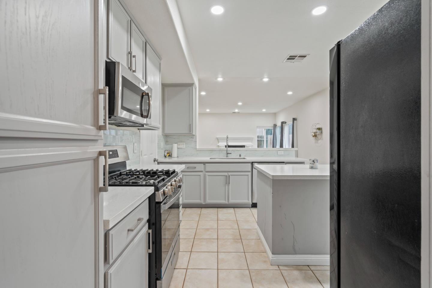 Detail Gallery Image 15 of 43 For 1697 via Milano Dr, Gustine,  CA 95322 - 4 Beds | 3 Baths