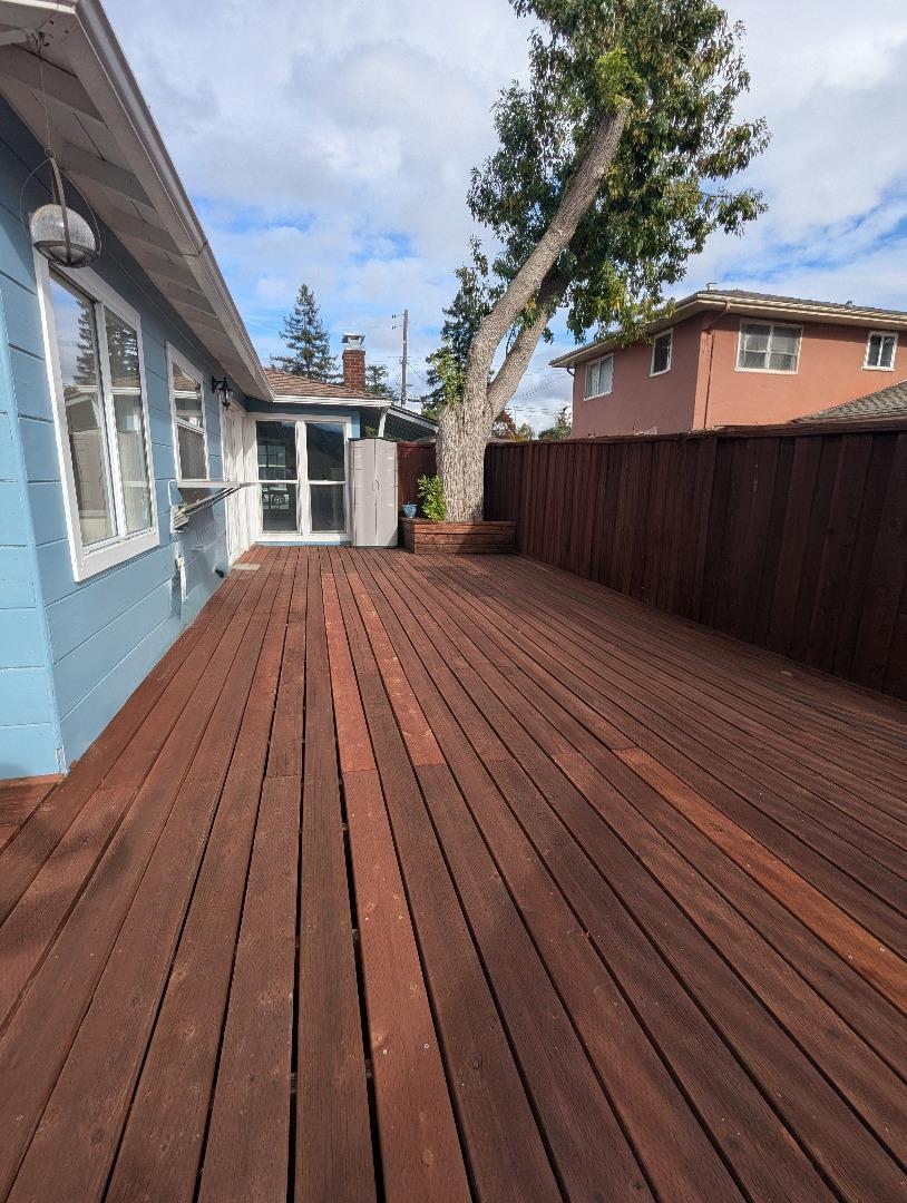 Detail Gallery Image 15 of 27 For 41 Inner Cir, Redwood City,  CA 94062 - 3 Beds | 2 Baths