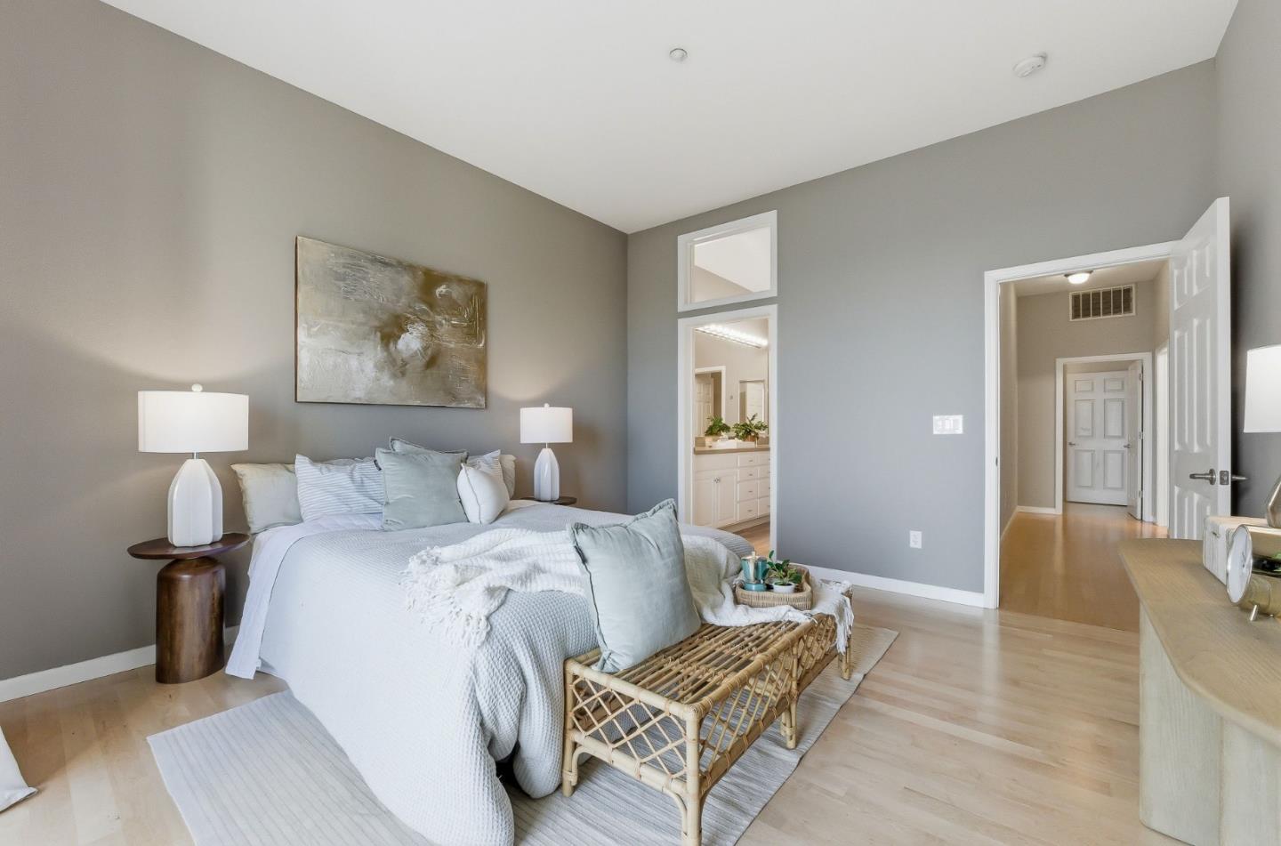 Detail Gallery Image 20 of 35 For 134 Cliff Swallow Ct, Brisbane,  CA 94005 - 2 Beds | 2 Baths