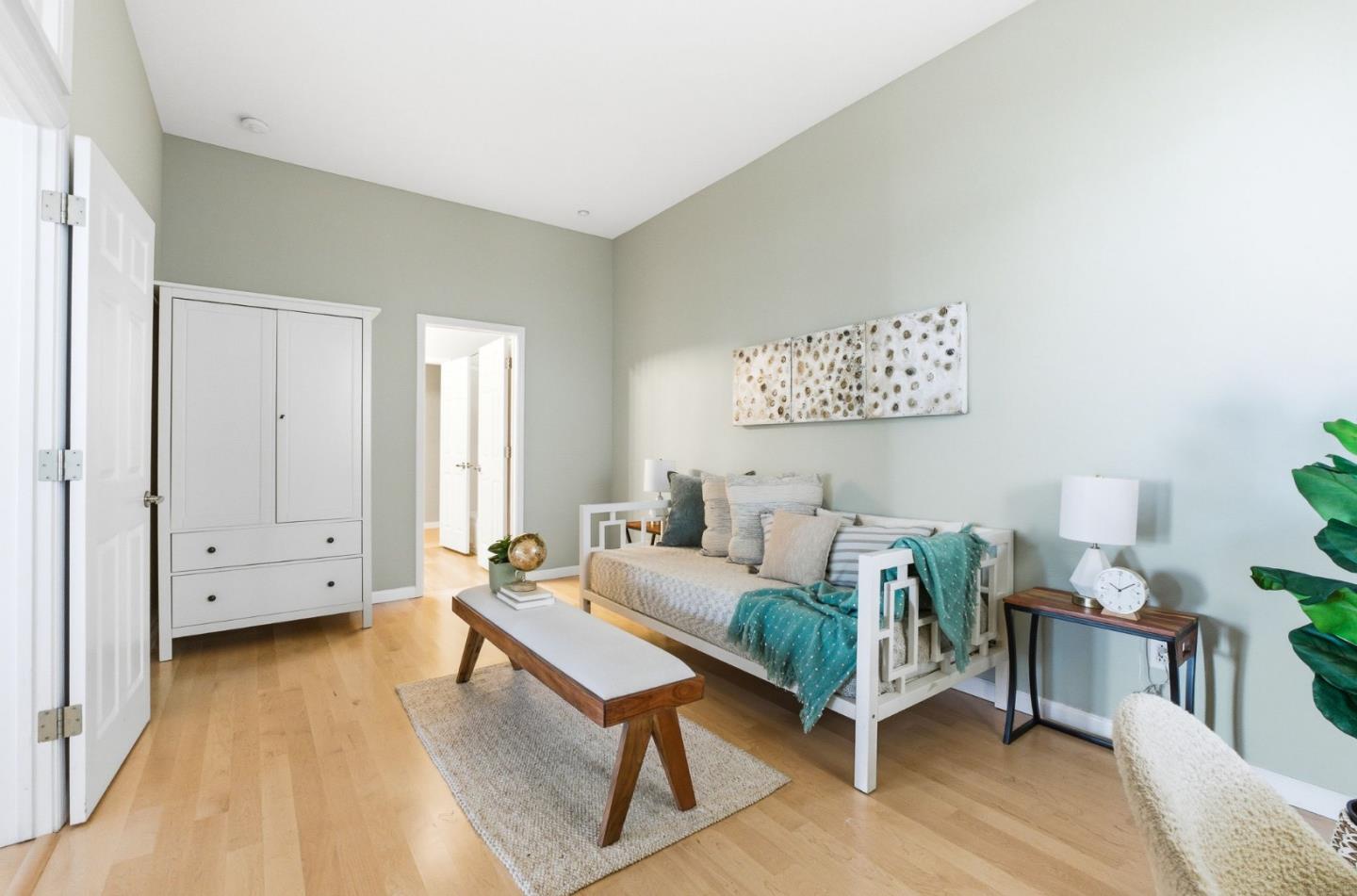 Detail Gallery Image 32 of 35 For 134 Cliff Swallow Ct, Brisbane,  CA 94005 - 2 Beds | 2 Baths