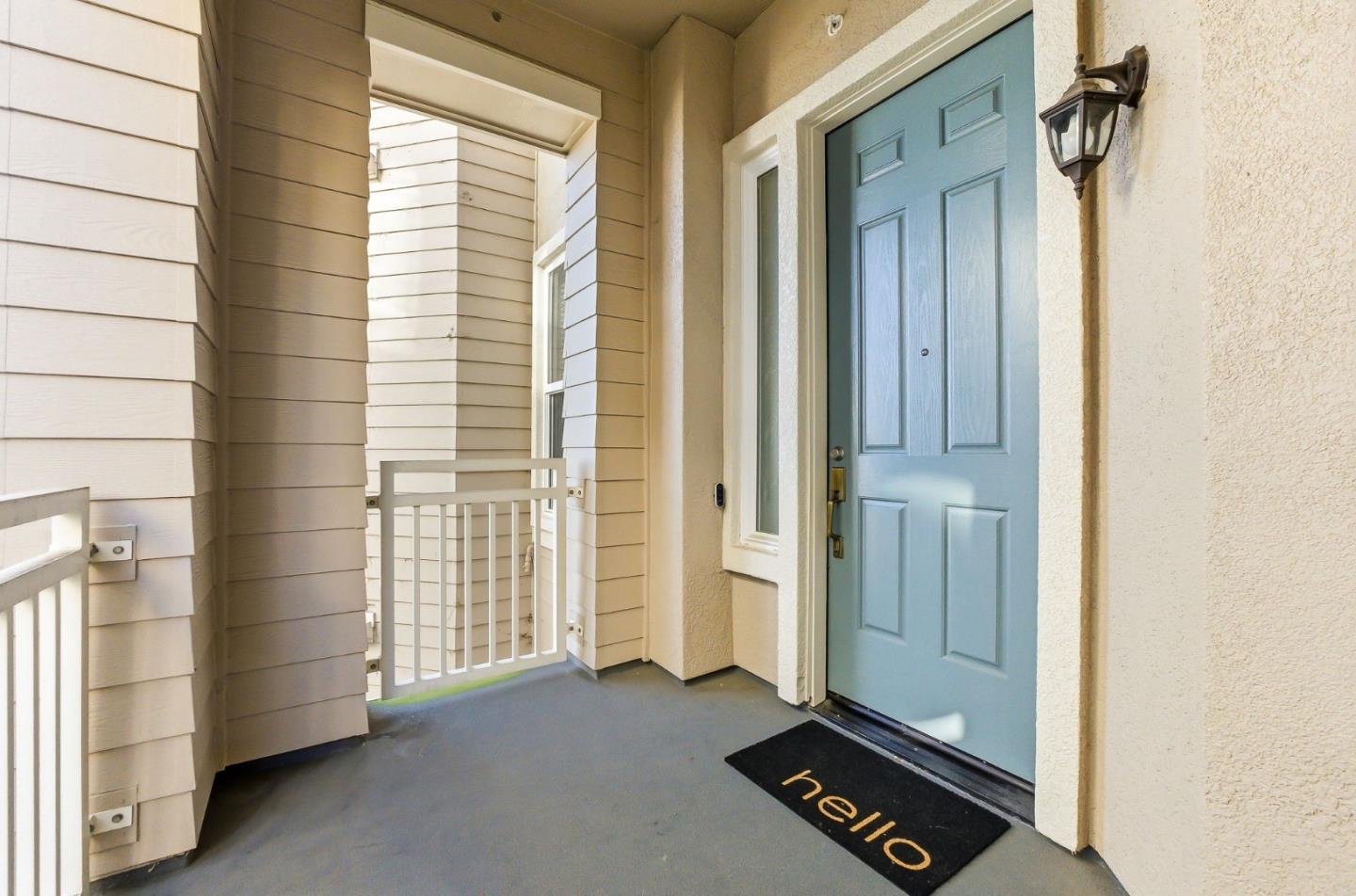 Detail Gallery Image 5 of 35 For 134 Cliff Swallow Ct, Brisbane,  CA 94005 - 2 Beds | 2 Baths