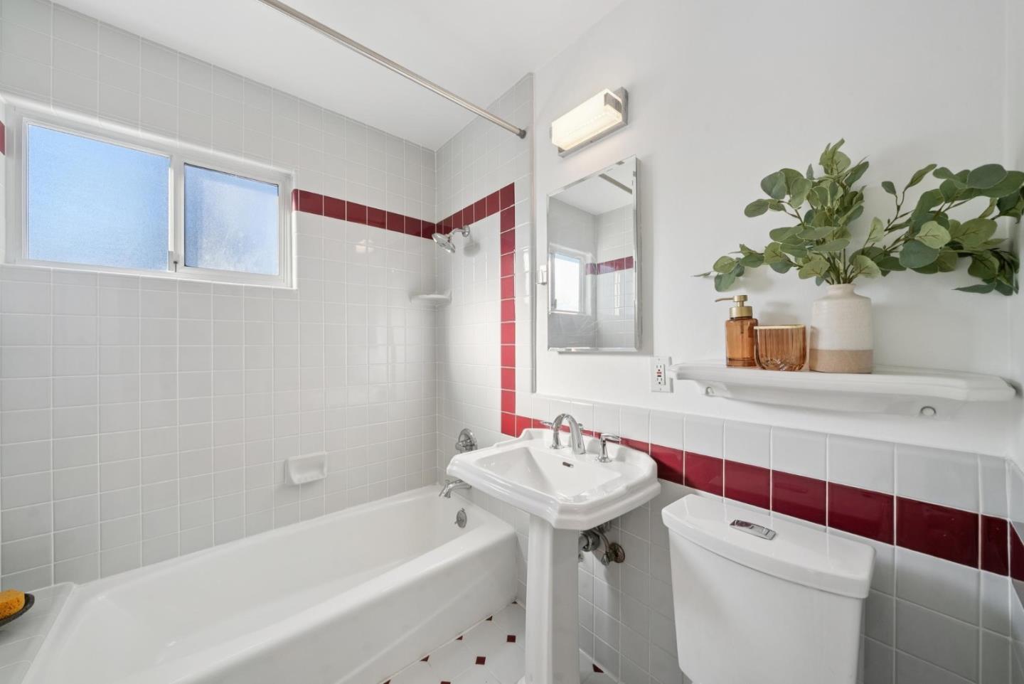 Detail Gallery Image 15 of 31 For 18724 Mccoy Ave, Saratoga,  CA 95070 - 3 Beds | 2 Baths