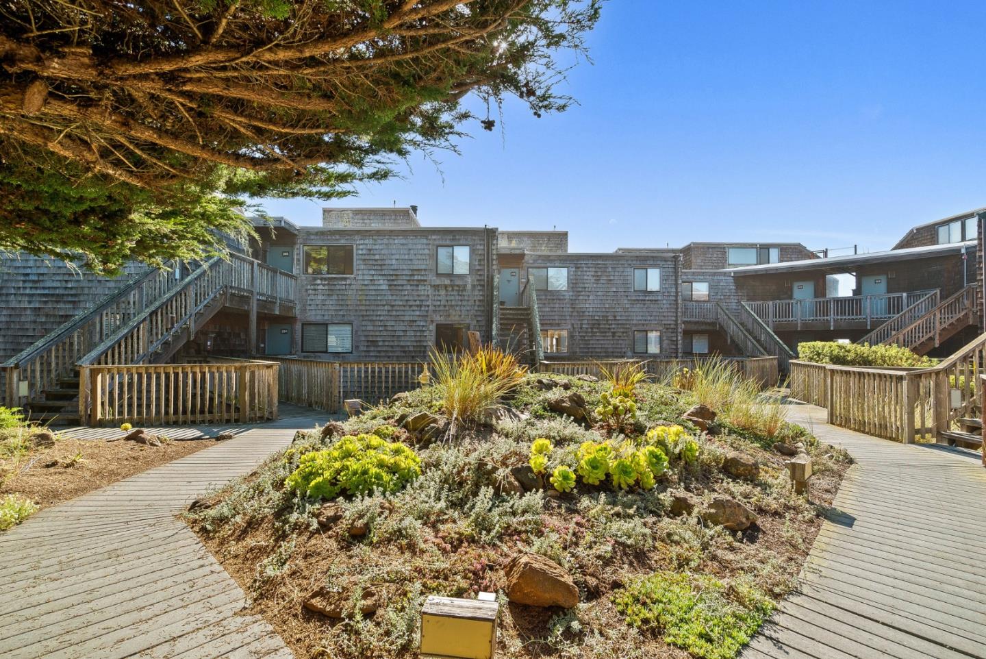 Detail Gallery Image 3 of 42 For 101 Shell Dr #255,  Watsonville,  CA 95076 - 2 Beds | 2 Baths