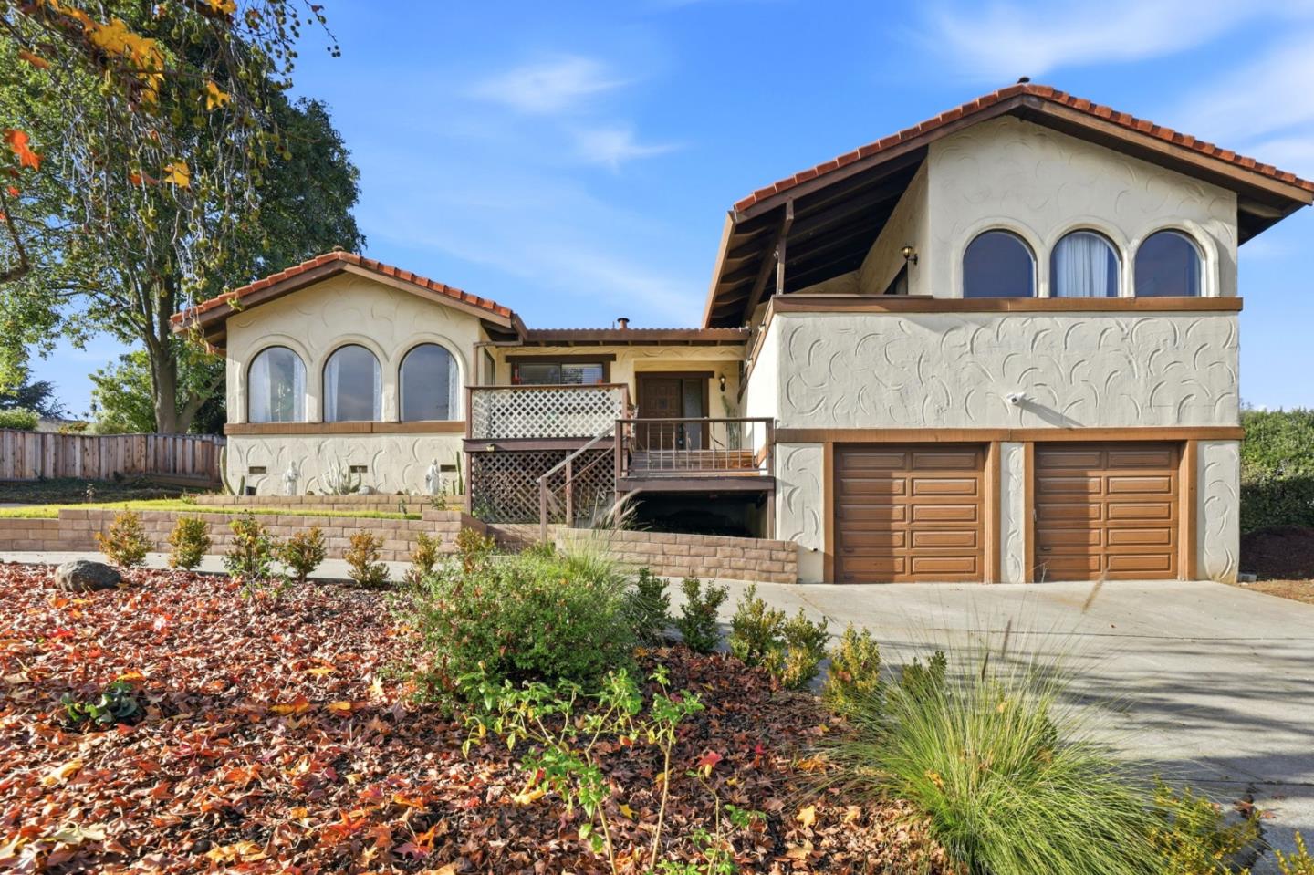 Detail Gallery Image 2 of 38 For 130 Georges Dr, Hollister,  CA 95023 - 3 Beds | 2 Baths