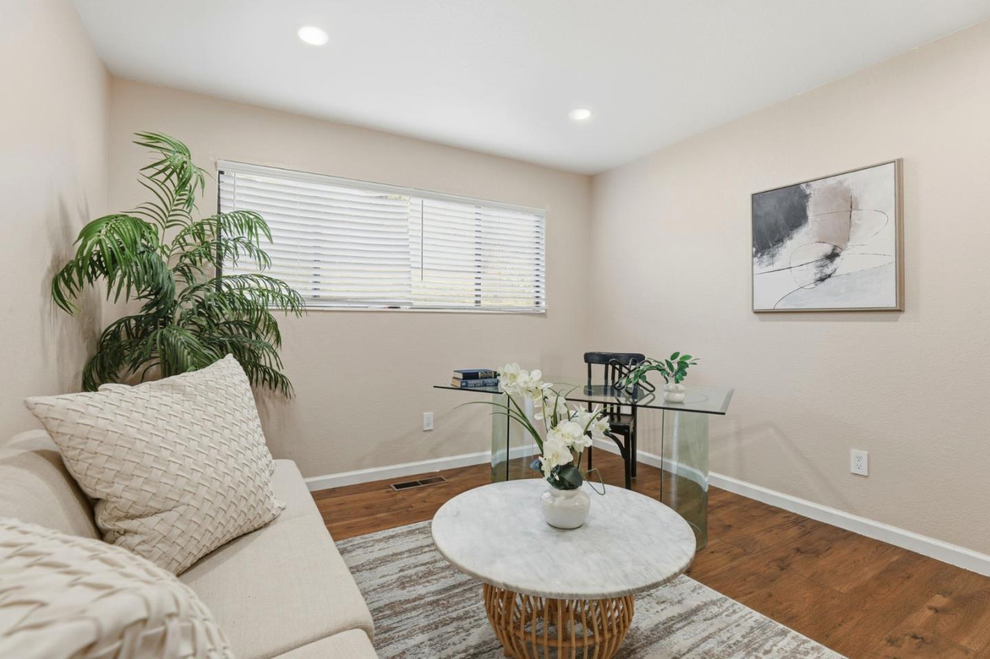 Detail Gallery Image 23 of 38 For 130 Georges Dr, Hollister,  CA 95023 - 3 Beds | 2 Baths