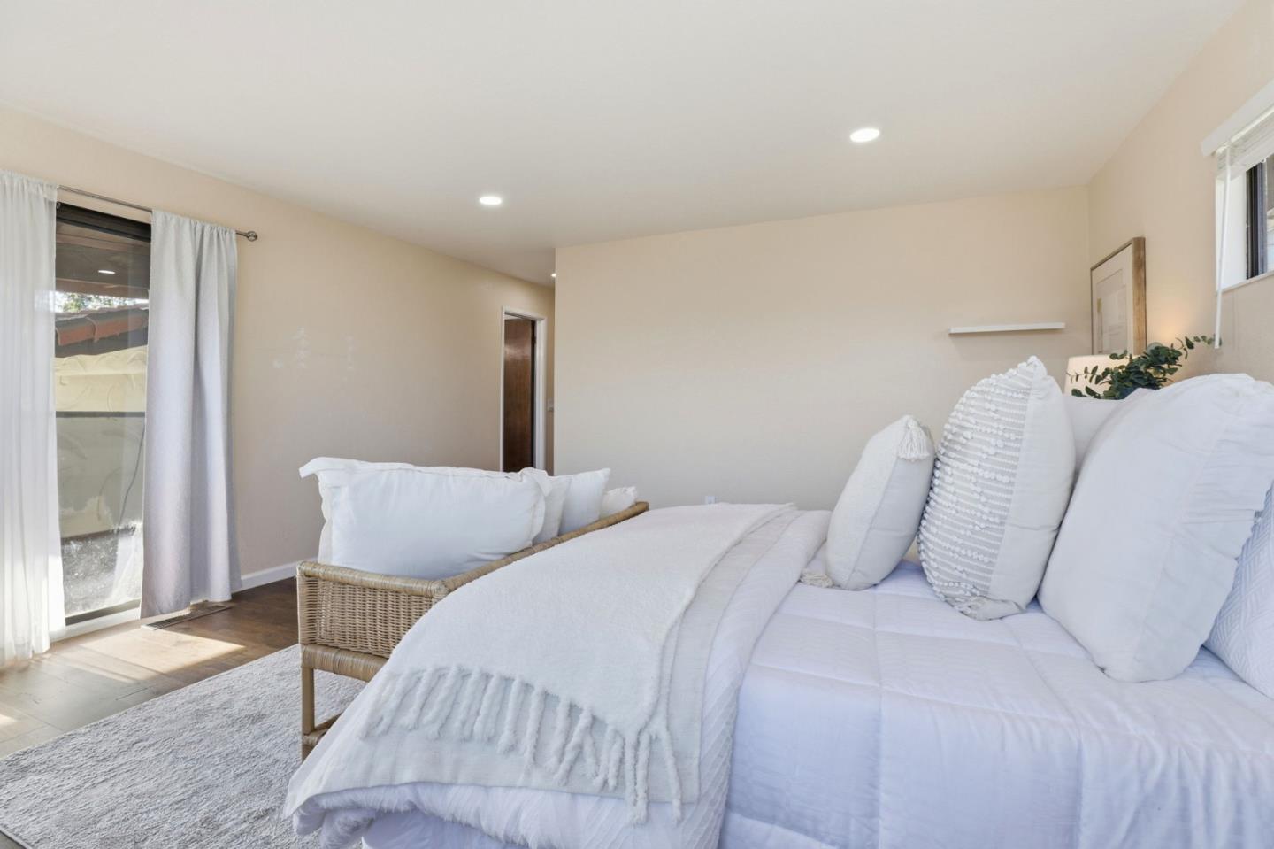 Detail Gallery Image 31 of 38 For 130 Georges Dr, Hollister,  CA 95023 - 3 Beds | 2 Baths