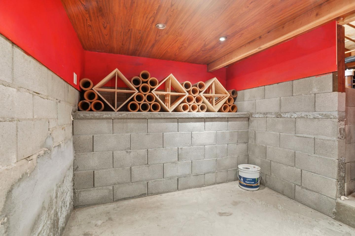 Detail Gallery Image 34 of 38 For 130 Georges Dr, Hollister,  CA 95023 - 3 Beds | 2 Baths