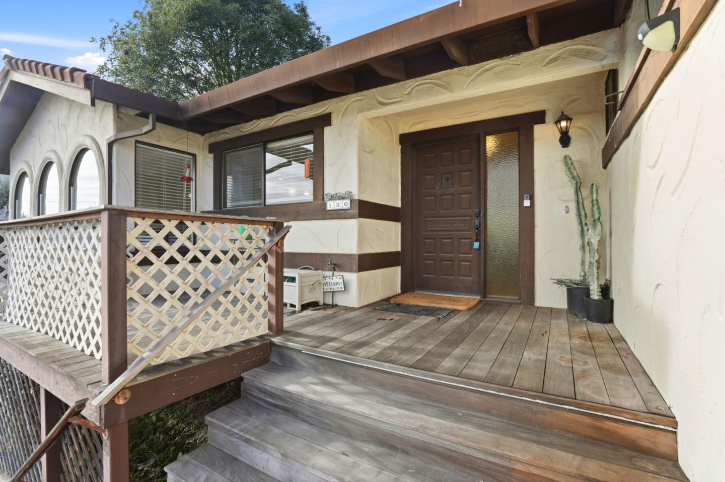 Detail Gallery Image 4 of 38 For 130 Georges Dr, Hollister,  CA 95023 - 3 Beds | 2 Baths