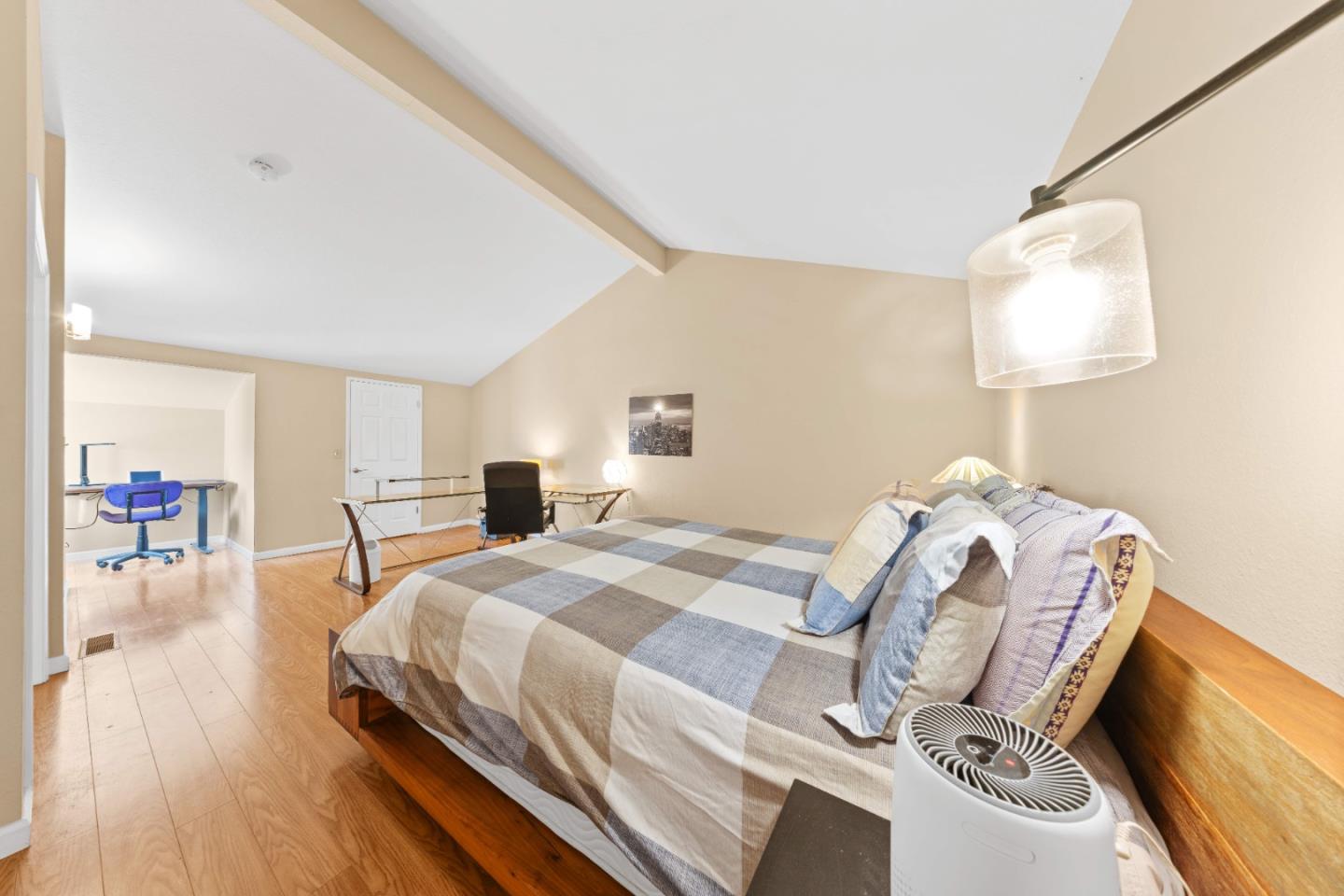 Detail Gallery Image 12 of 32 For 2051 Holly Branch Ct, Santa Clara,  CA 95050 - 2 Beds | 2 Baths