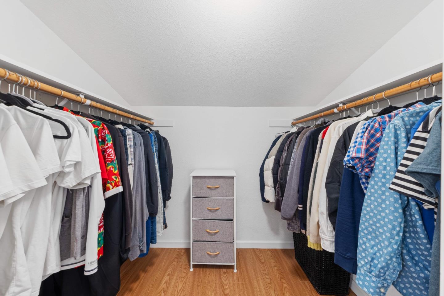 Detail Gallery Image 18 of 32 For 2051 Holly Branch Ct, Santa Clara,  CA 95050 - 2 Beds | 2 Baths