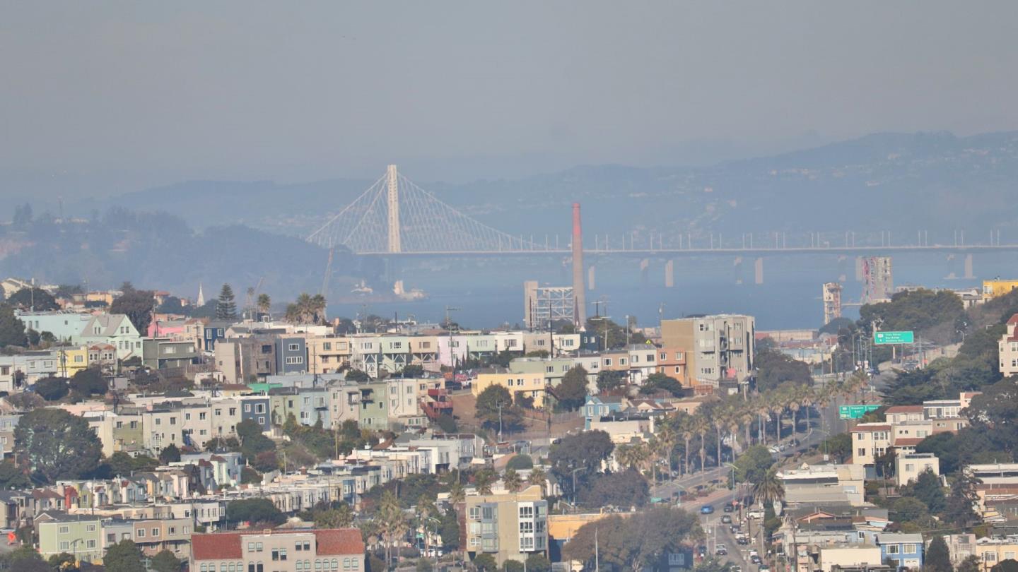 Detail Gallery Image 13 of 42 For 132 Warbler Ln, Brisbane,  CA 94005 - 2 Beds | 2 Baths