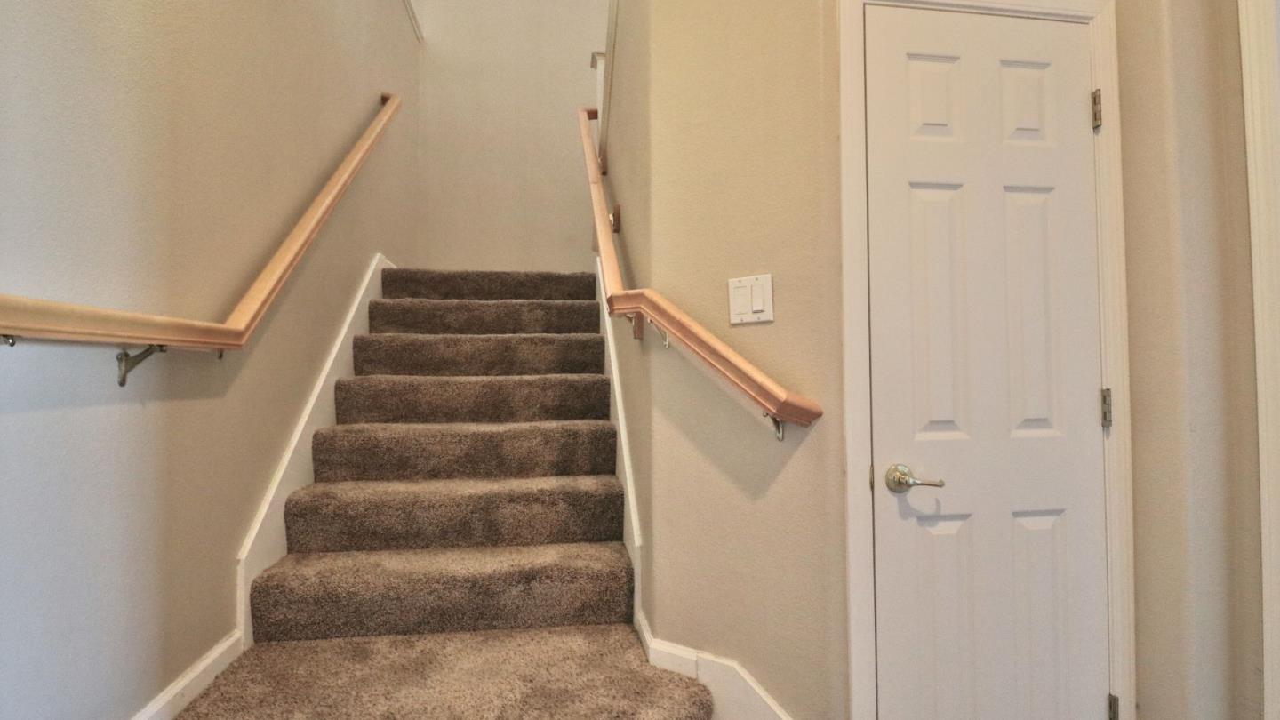 Detail Gallery Image 21 of 42 For 132 Warbler Ln, Brisbane,  CA 94005 - 2 Beds | 2 Baths