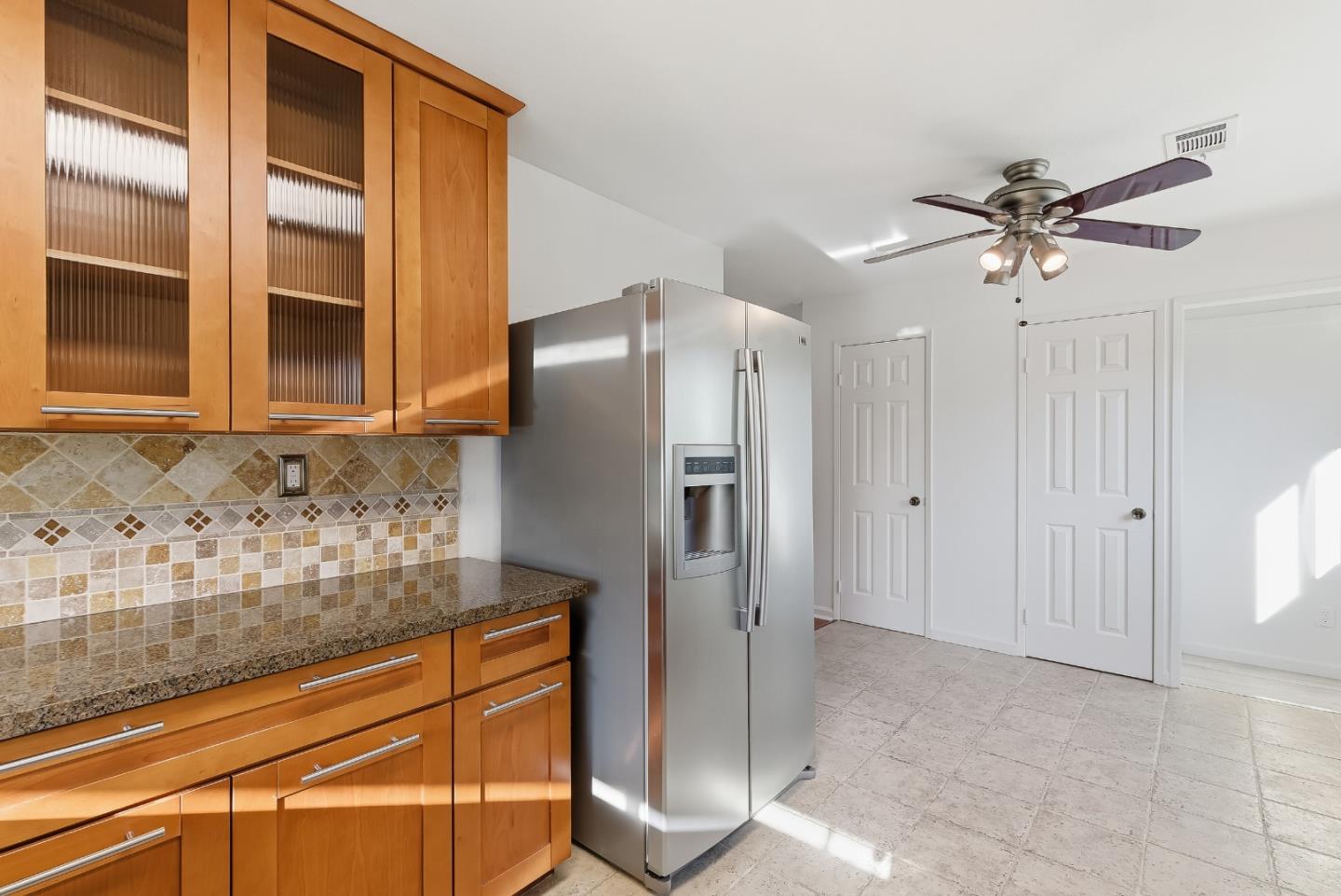 Detail Gallery Image 16 of 41 For 50 Nottingham Pl Pl, Clayton,  CA 94517 - 4 Beds | 2 Baths