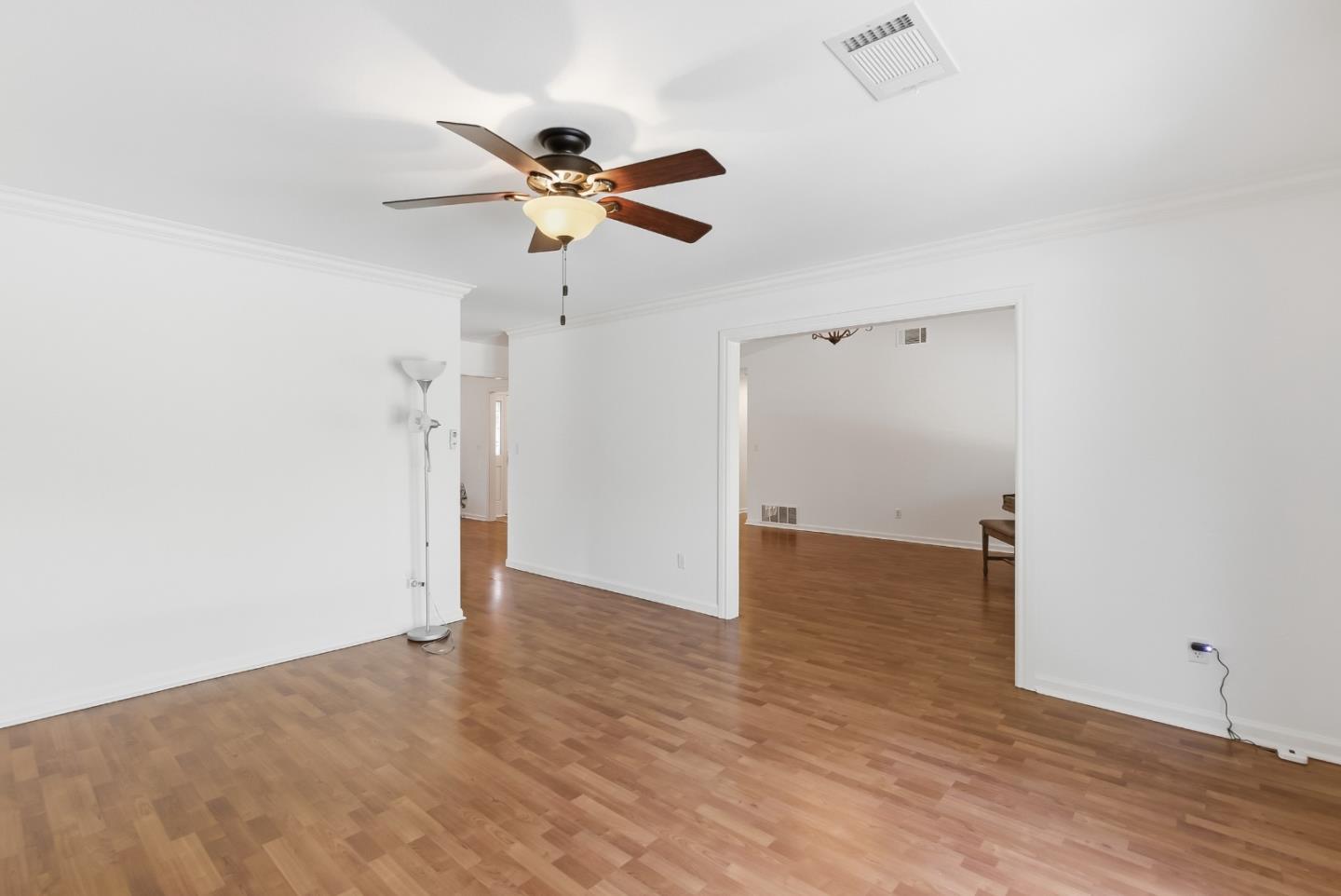 Detail Gallery Image 8 of 41 For 50 Nottingham Pl Pl, Clayton,  CA 94517 - 4 Beds | 2 Baths