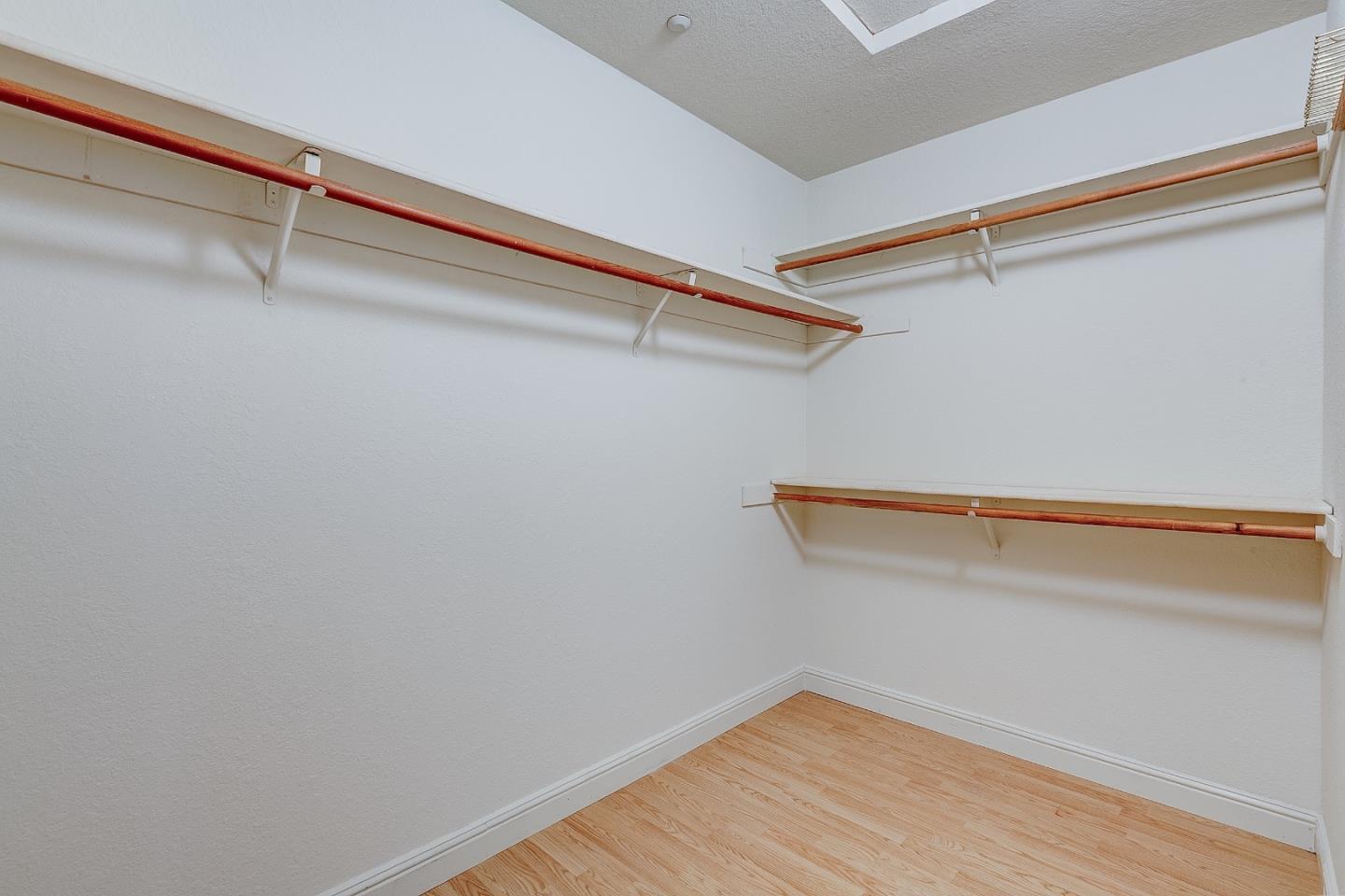 Detail Gallery Image 14 of 30 For 559 Topley Ct, Vallejo,  CA 94591 - 4 Beds | 3 Baths