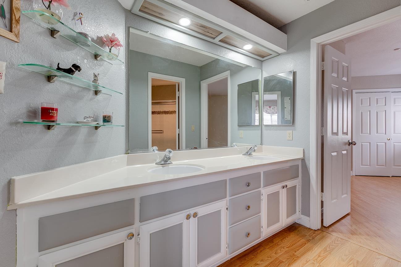 Detail Gallery Image 16 of 30 For 559 Topley Ct, Vallejo,  CA 94591 - 4 Beds | 3 Baths