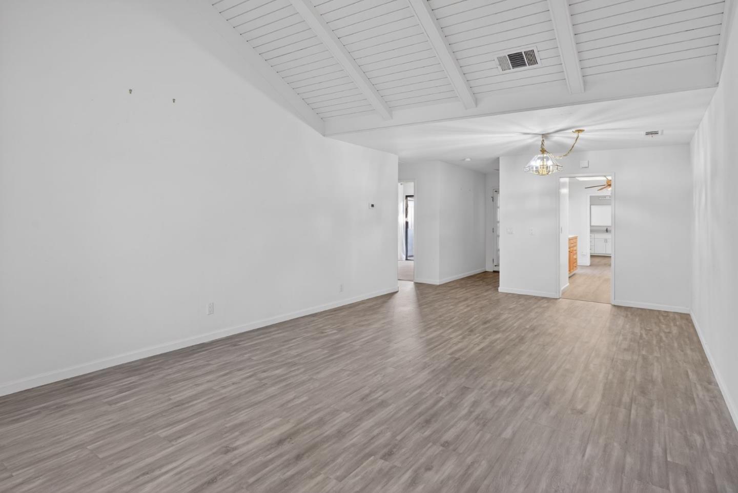 Photo #11: ML82029412 Listing: Photo #11