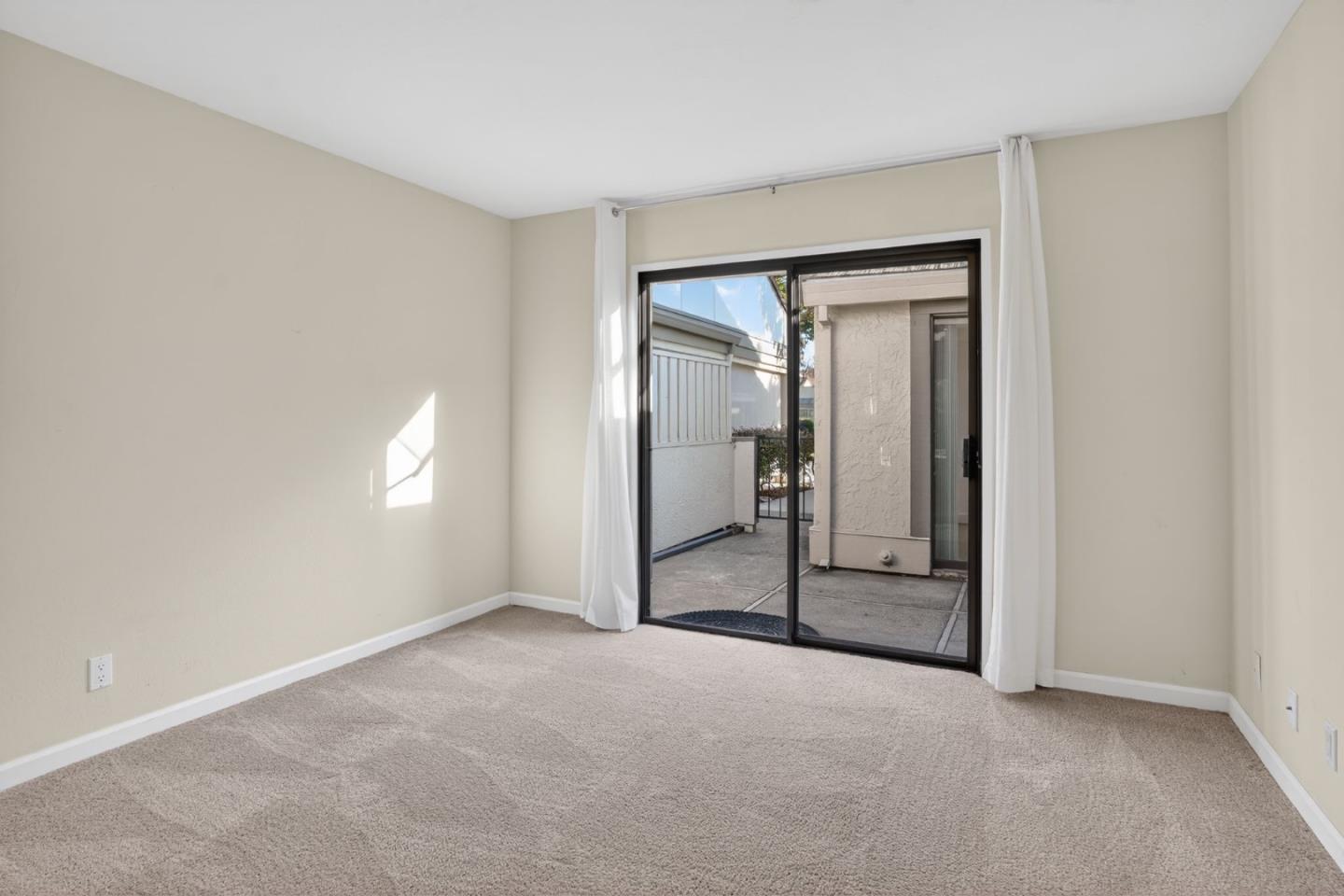 Photo #8: ML82029412 Listing: Photo #8