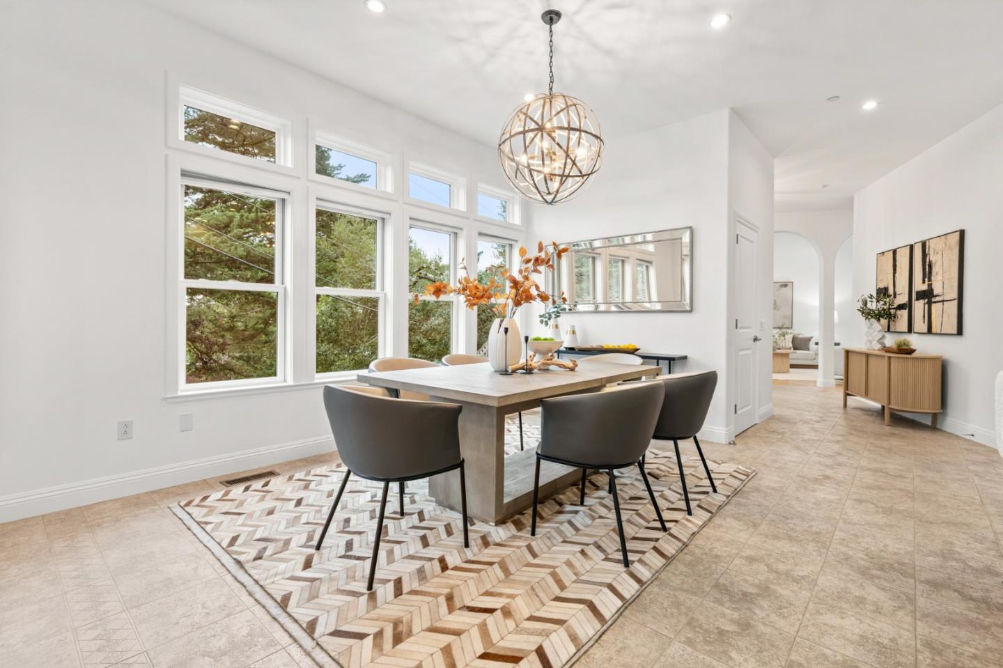 Detail Gallery Image 16 of 80 For 2220 Arrowhead Dr, Oakland,  CA 94611 - 4 Beds | 4/1 Baths