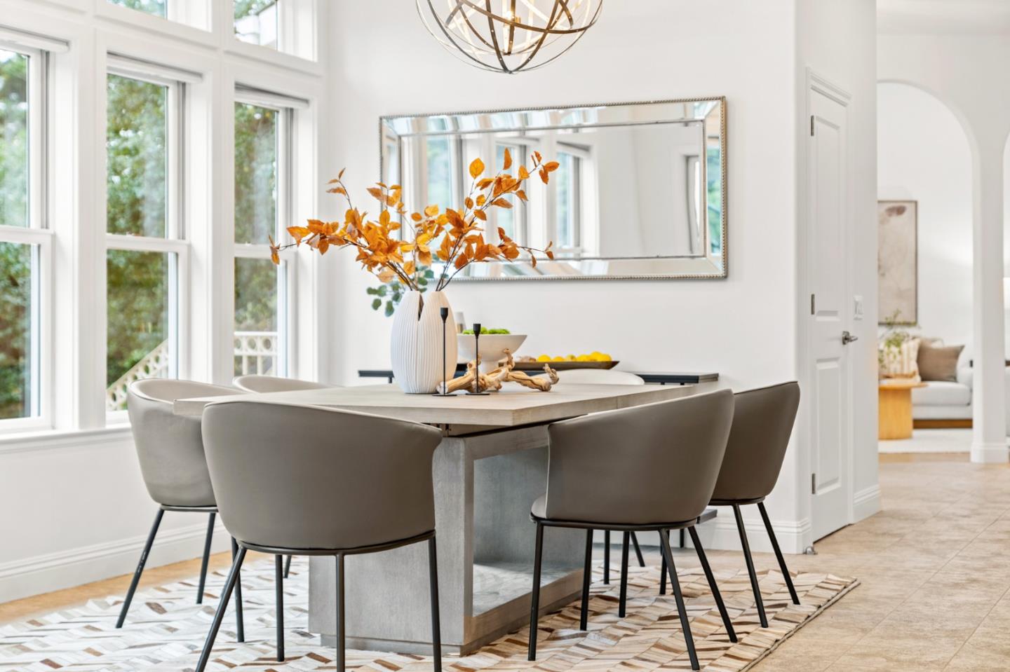 Detail Gallery Image 17 of 80 For 2220 Arrowhead Dr, Oakland,  CA 94611 - 4 Beds | 4/1 Baths