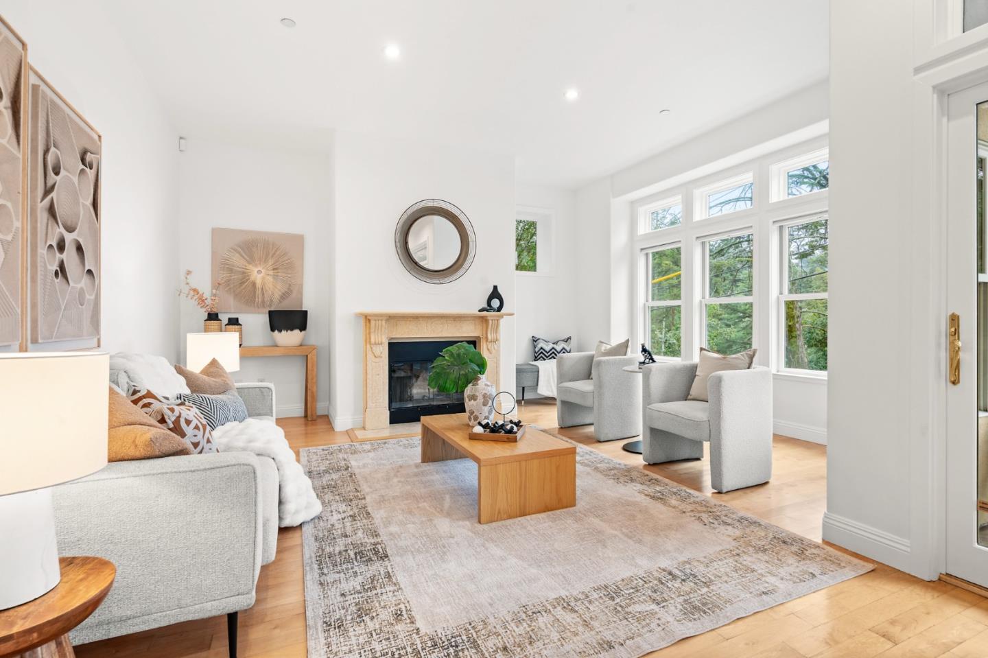 Detail Gallery Image 21 of 80 For 2220 Arrowhead Dr, Oakland,  CA 94611 - 4 Beds | 4/1 Baths