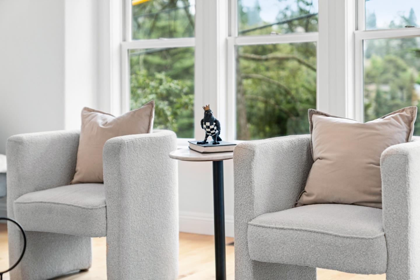 Detail Gallery Image 24 of 80 For 2220 Arrowhead Dr, Oakland,  CA 94611 - 4 Beds | 4/1 Baths