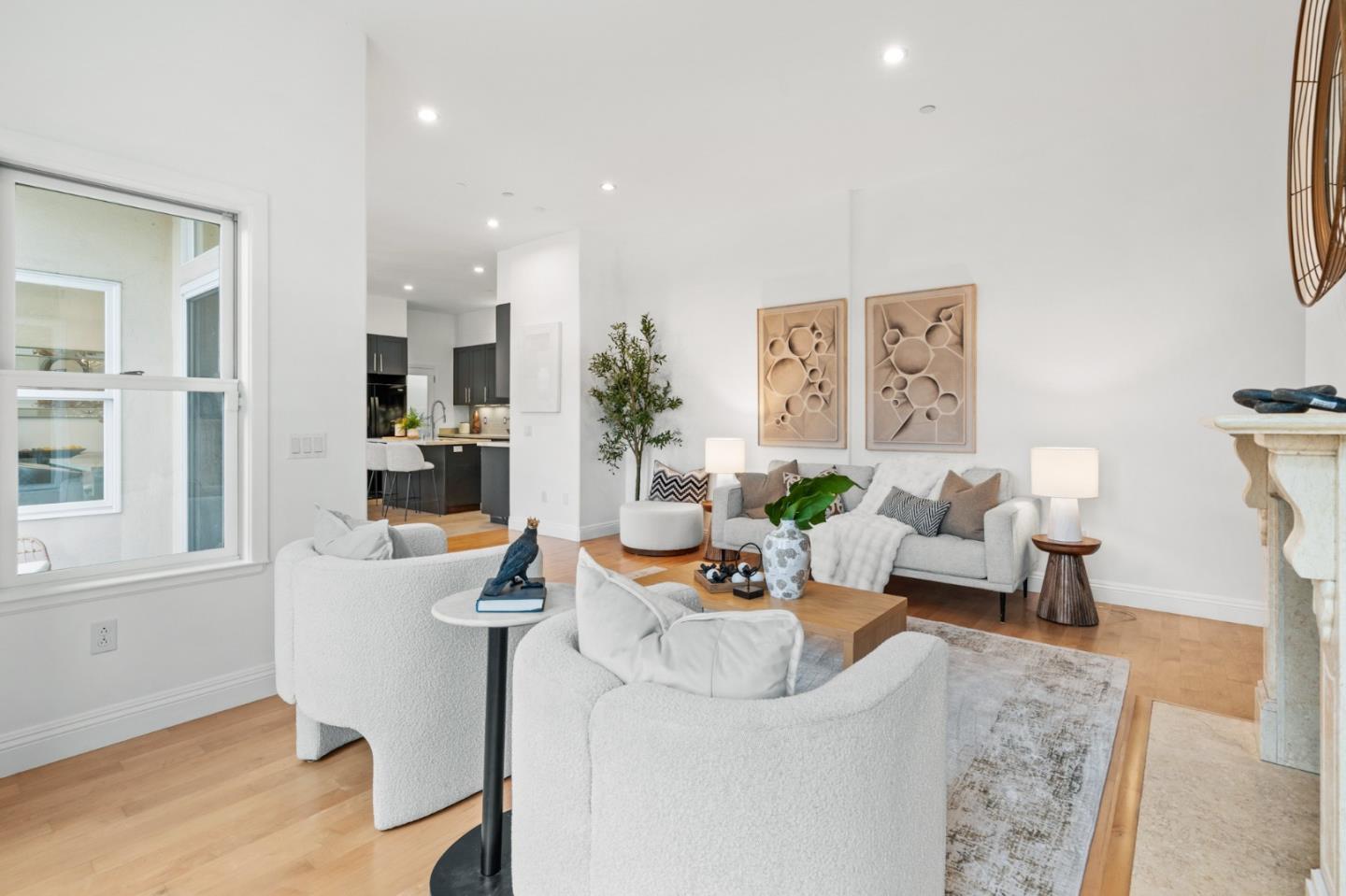 Detail Gallery Image 25 of 80 For 2220 Arrowhead Dr, Oakland,  CA 94611 - 4 Beds | 4/1 Baths