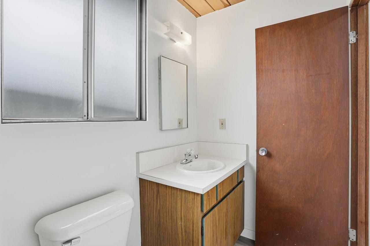 Detail Gallery Image 22 of 30 For 827 Cumberland Dr, Sunnyvale,  CA 94087 - 5 Beds | 3 Baths