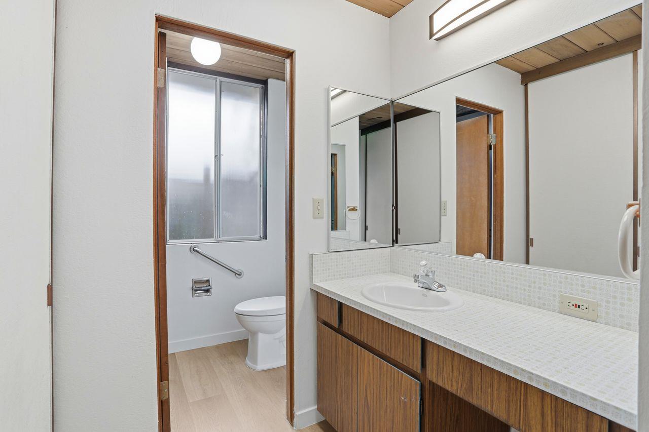 Detail Gallery Image 23 of 30 For 827 Cumberland Dr, Sunnyvale,  CA 94087 - 5 Beds | 3 Baths