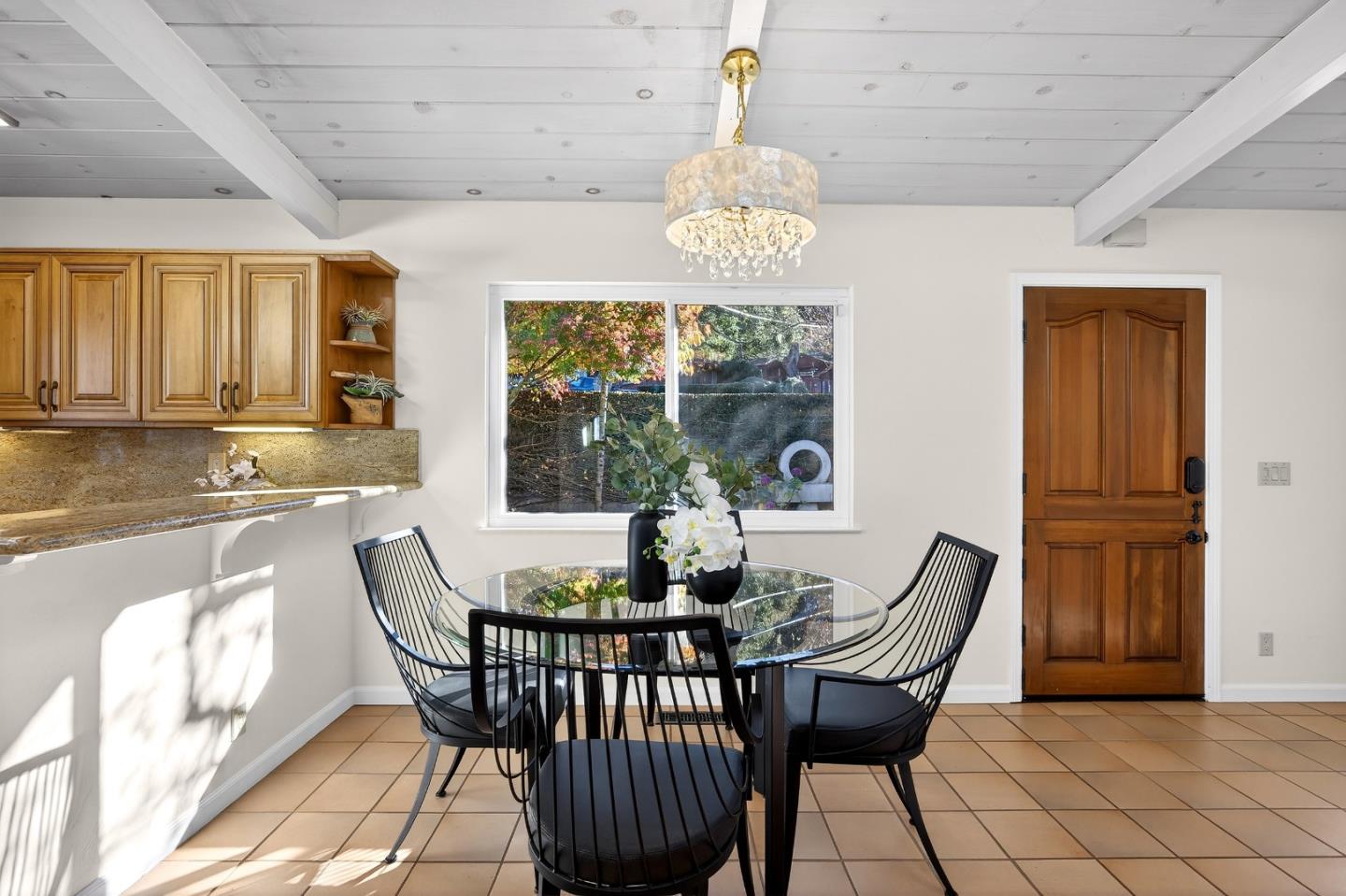 Detail Gallery Image 12 of 52 For 1122 Presidio Blvd, Pacific Grove,  CA 93950 - 3 Beds | 2 Baths