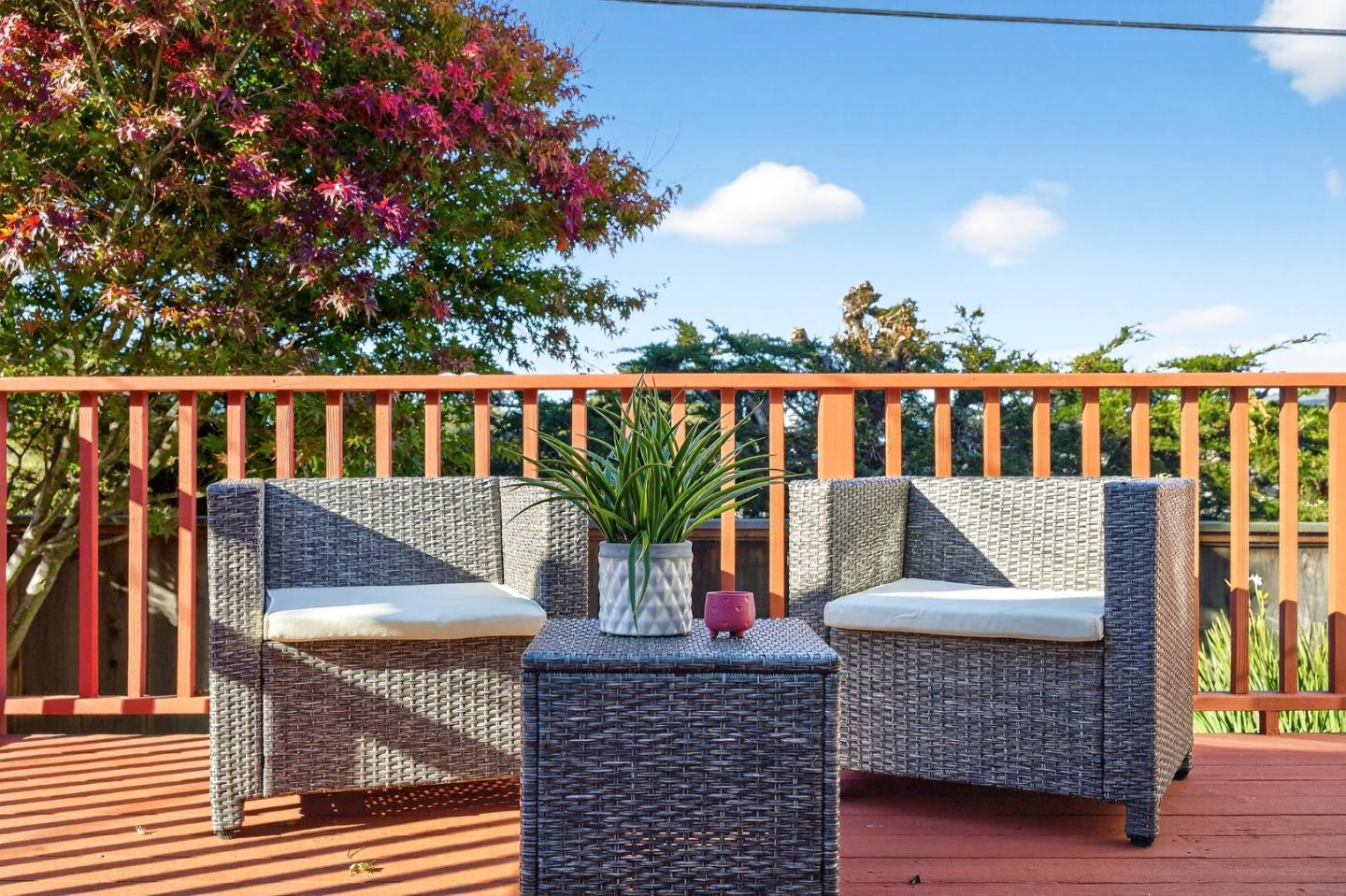 Detail Gallery Image 33 of 52 For 1122 Presidio Blvd, Pacific Grove,  CA 93950 - 3 Beds | 2 Baths