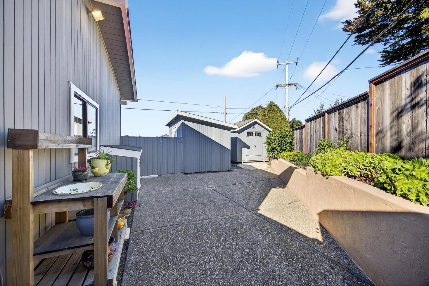 Detail Gallery Image 36 of 52 For 1122 Presidio Blvd, Pacific Grove,  CA 93950 - 3 Beds | 2 Baths