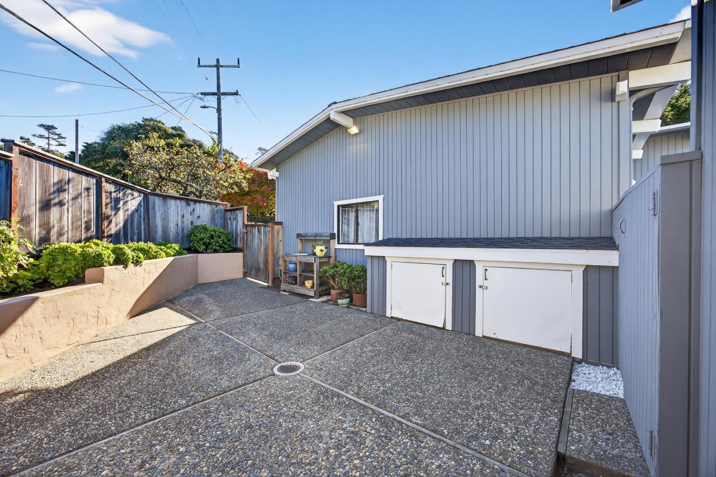 Detail Gallery Image 39 of 52 For 1122 Presidio Blvd, Pacific Grove,  CA 93950 - 3 Beds | 2 Baths