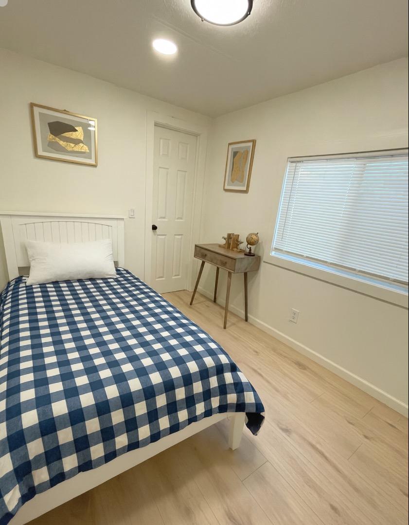 Detail Gallery Image 11 of 22 For 3499 E Bayshore Rd #112,  Redwood City,  CA 94063 - 2 Beds | 2 Baths