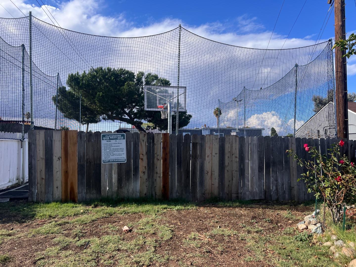 Detail Gallery Image 21 of 22 For 3499 E Bayshore Rd #112,  Redwood City,  CA 94063 - 2 Beds | 2 Baths