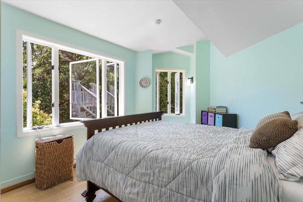 Detail Gallery Image 19 of 35 For 14275 Saratoga Ave, Saratoga,  CA 95070 - 7 Beds | 4 Baths